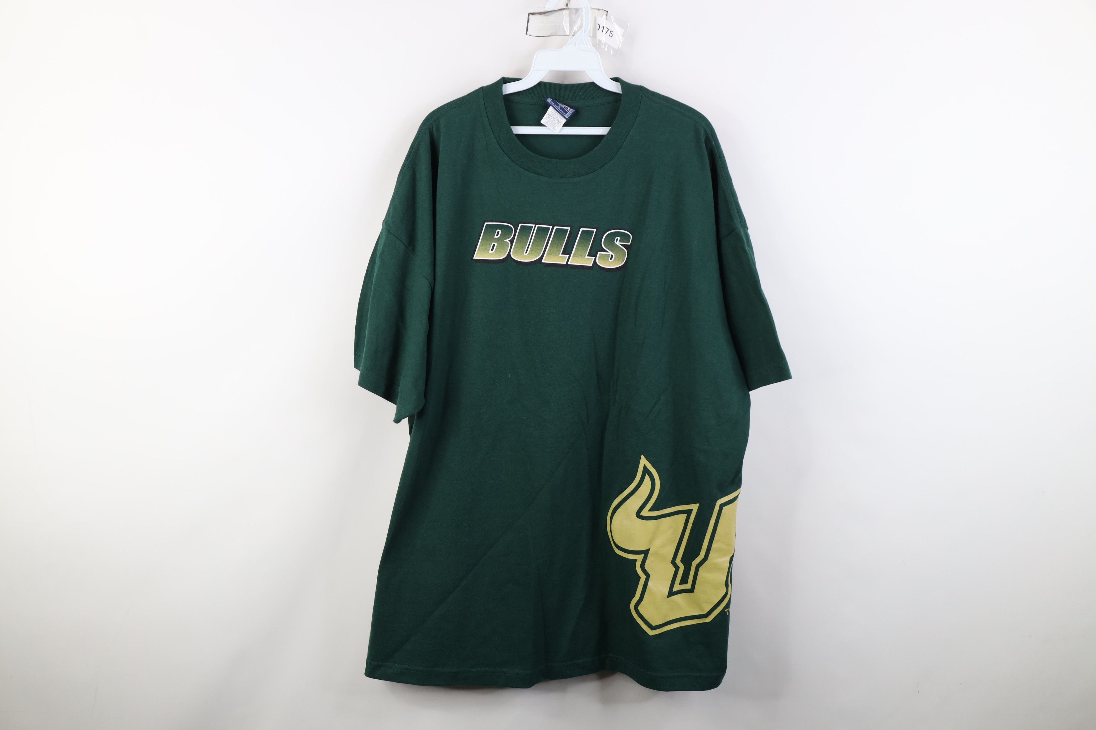 Vintage Vintage University of South Florida Bulls Jumbo T-Shirt Size US XL / EU 56 / 4 - 1 Thumbnail