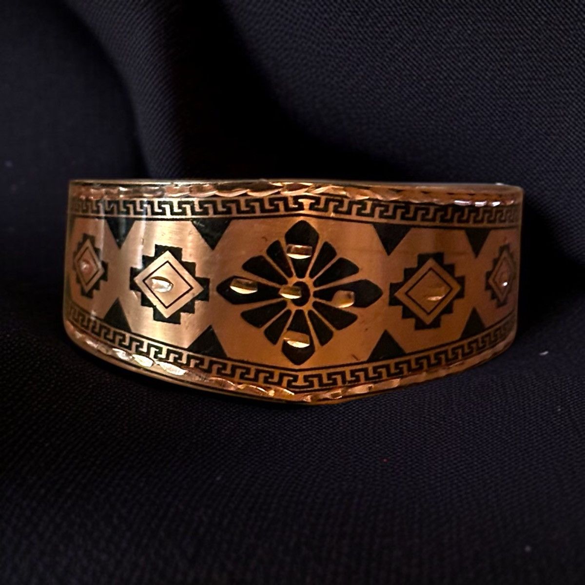 Vintage Vintage copper tribal cuff bracelet Size ONE SIZE - 1 Thumbnail