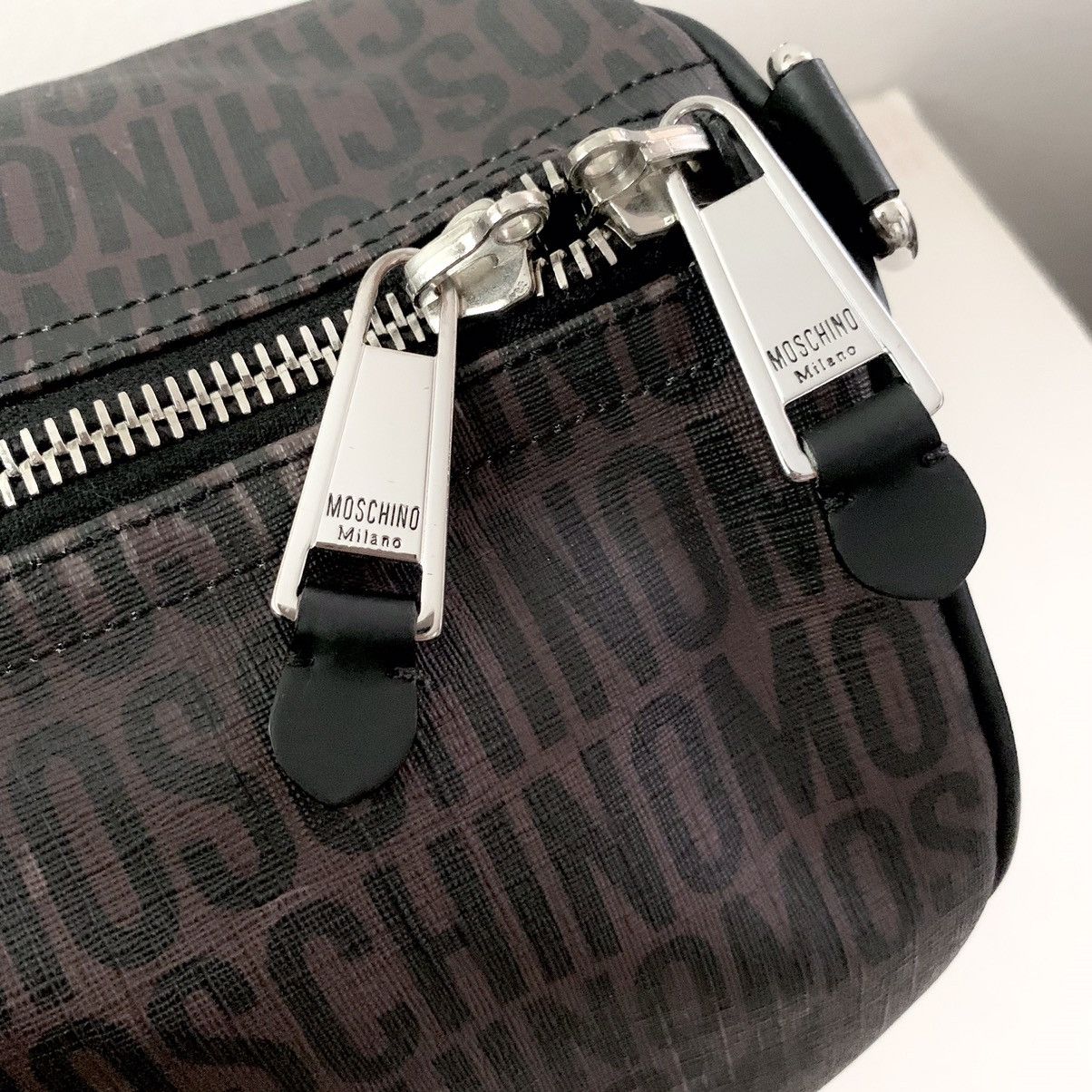 Moschino Moschino large monogram duffel bag Size ONE SIZE - 4 Thumbnail