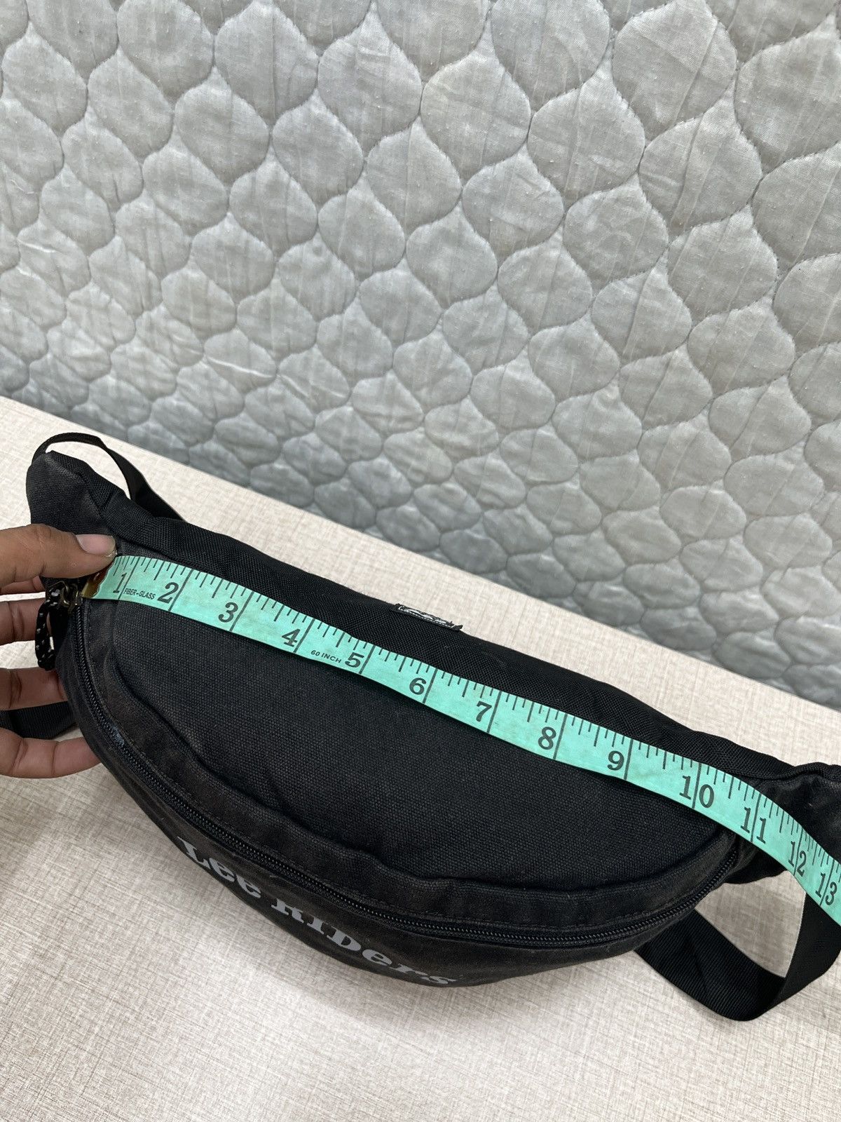 Champion × Lee 🔥🔥🔥STEALS CHAMPION & LEE RIDERS BAG Size ONE SIZE - 11 Thumbnail