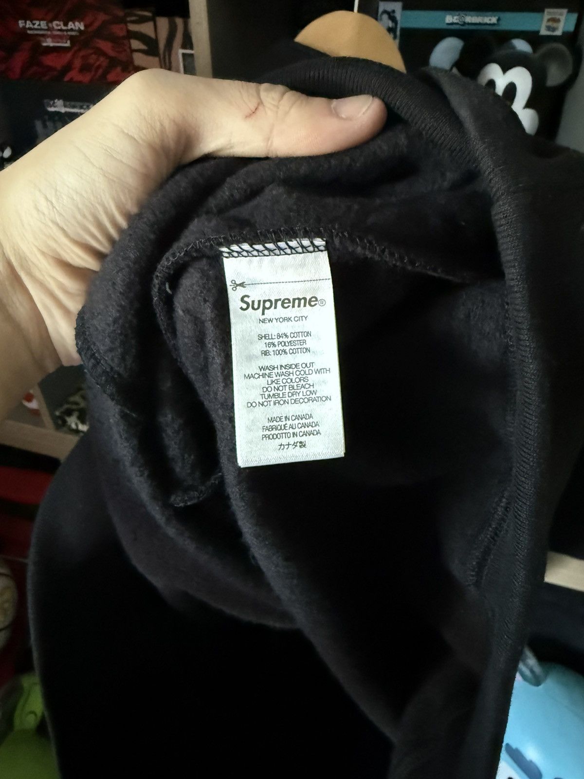 Supreme Supreme Shop Flag Half Zip Pullover New York Size US L / EU 52-54 / 3 - 6 Thumbnail