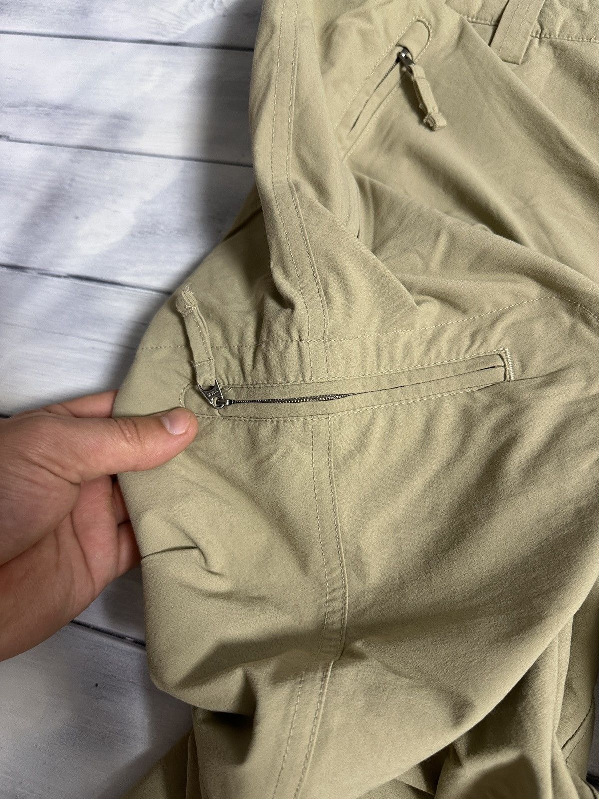 The North Face Rare Outdoor Pants The North Face TNF Multipocket Size US 34 / EU 50 - 10 Thumbnail