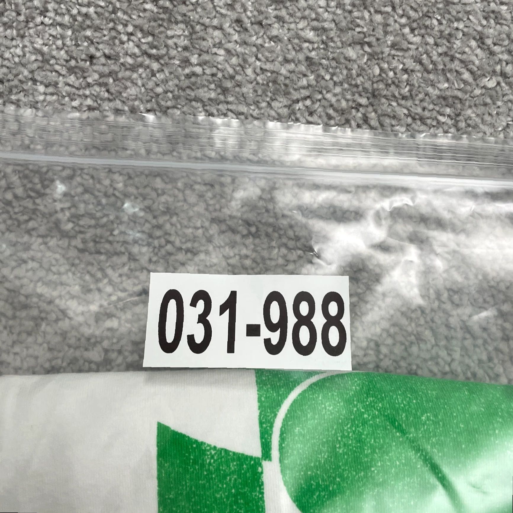 Vintage Grayson Threads Graphic T-Shirt Unisex L/XL White Lucky Cover Shamrock Irish Tee Shirt Size XL / US 12-14 / IT 48-50 - 8 Thumbnail