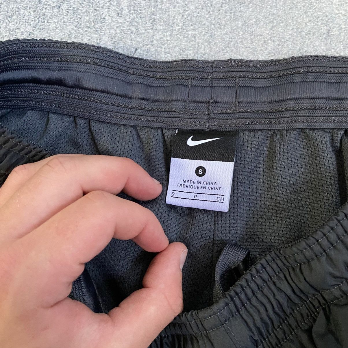 Nike Vintage Nike Manchester United Track Pants Size US 30 / EU 46 - 6 Thumbnail