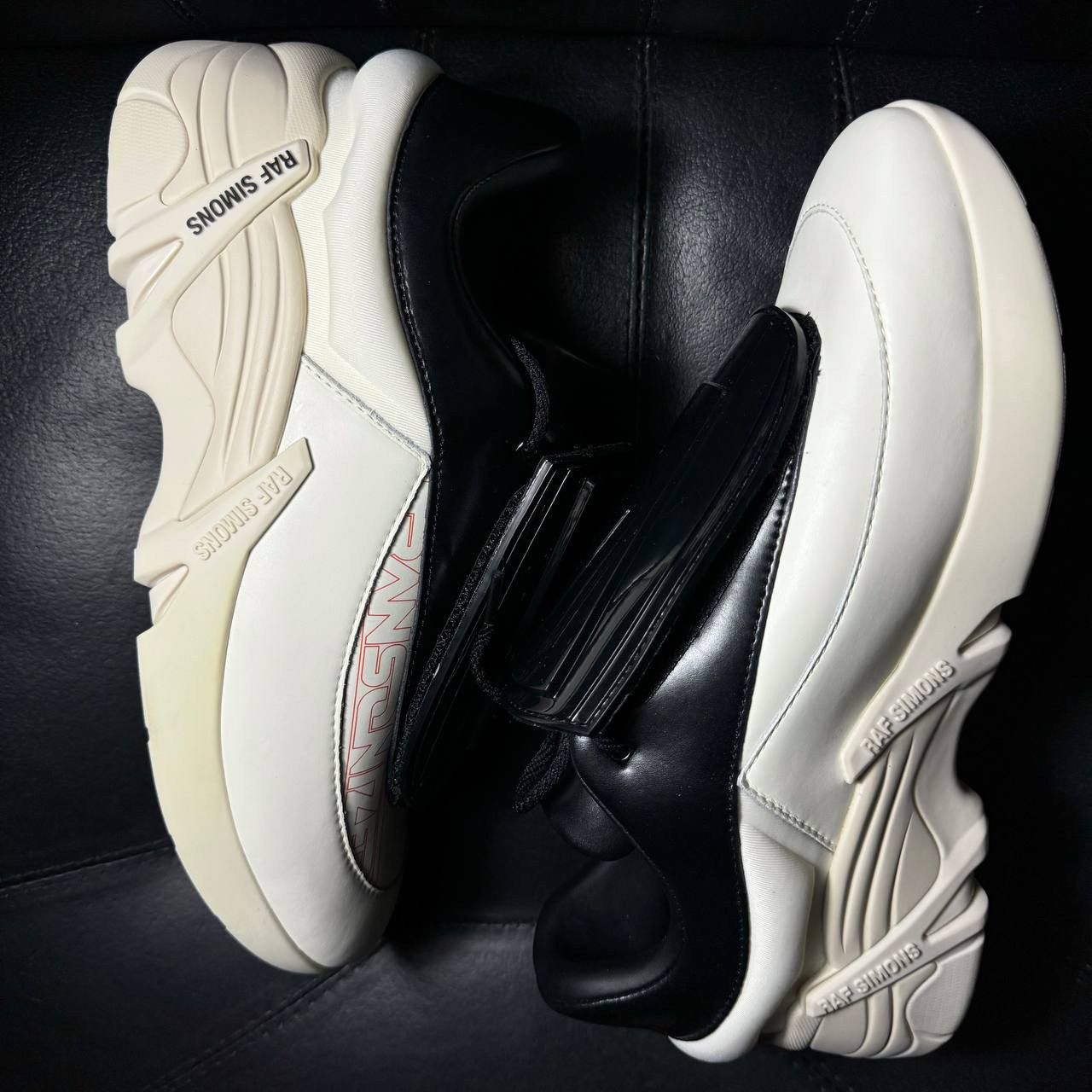 Raf Simons Raf Simons Antei White Black Size US 7 / EU 40 - 4 Thumbnail