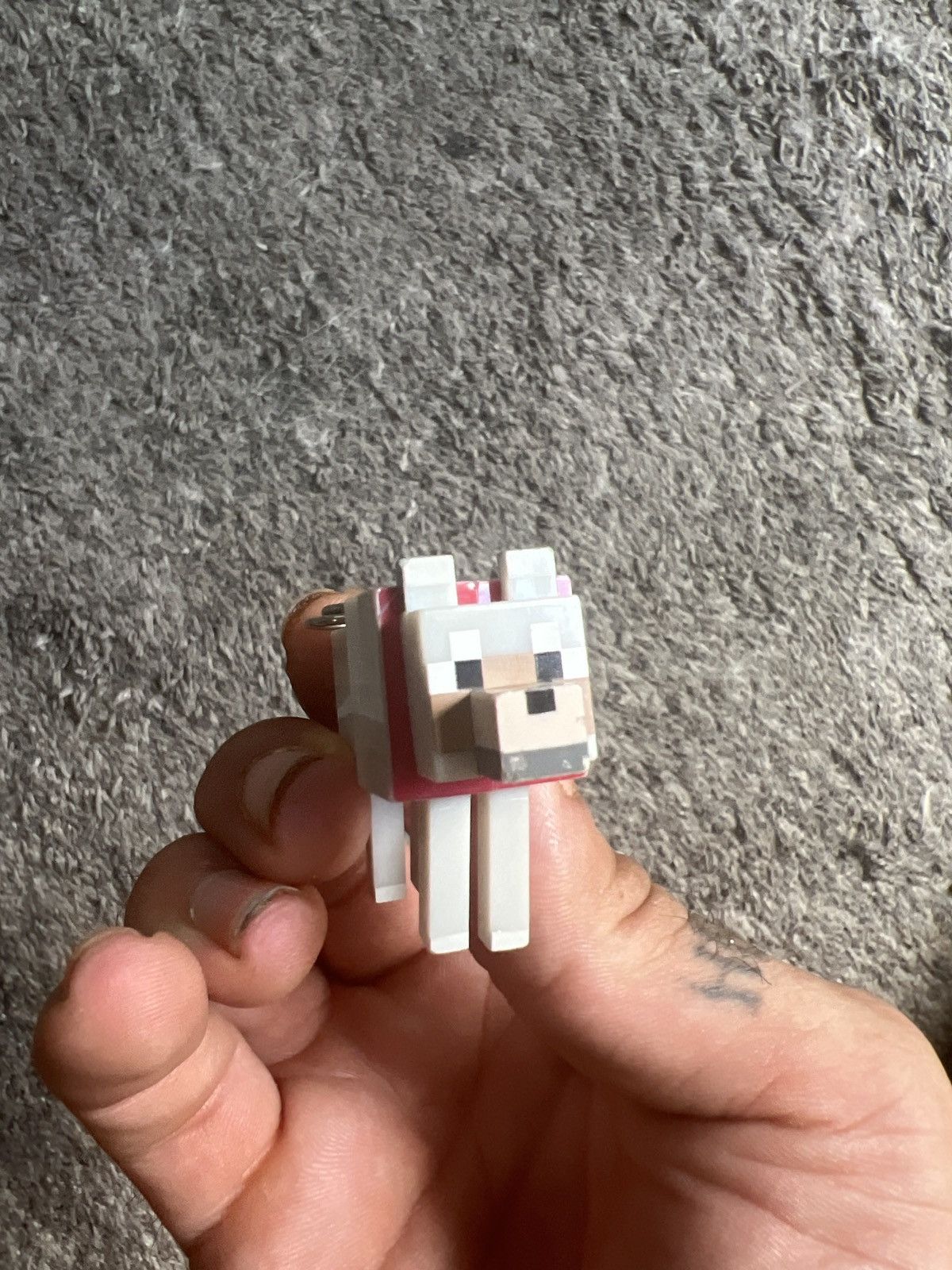 Hypebeast Minecraft Wolf Keychain Size ONE SIZE - 1 Thumbnail
