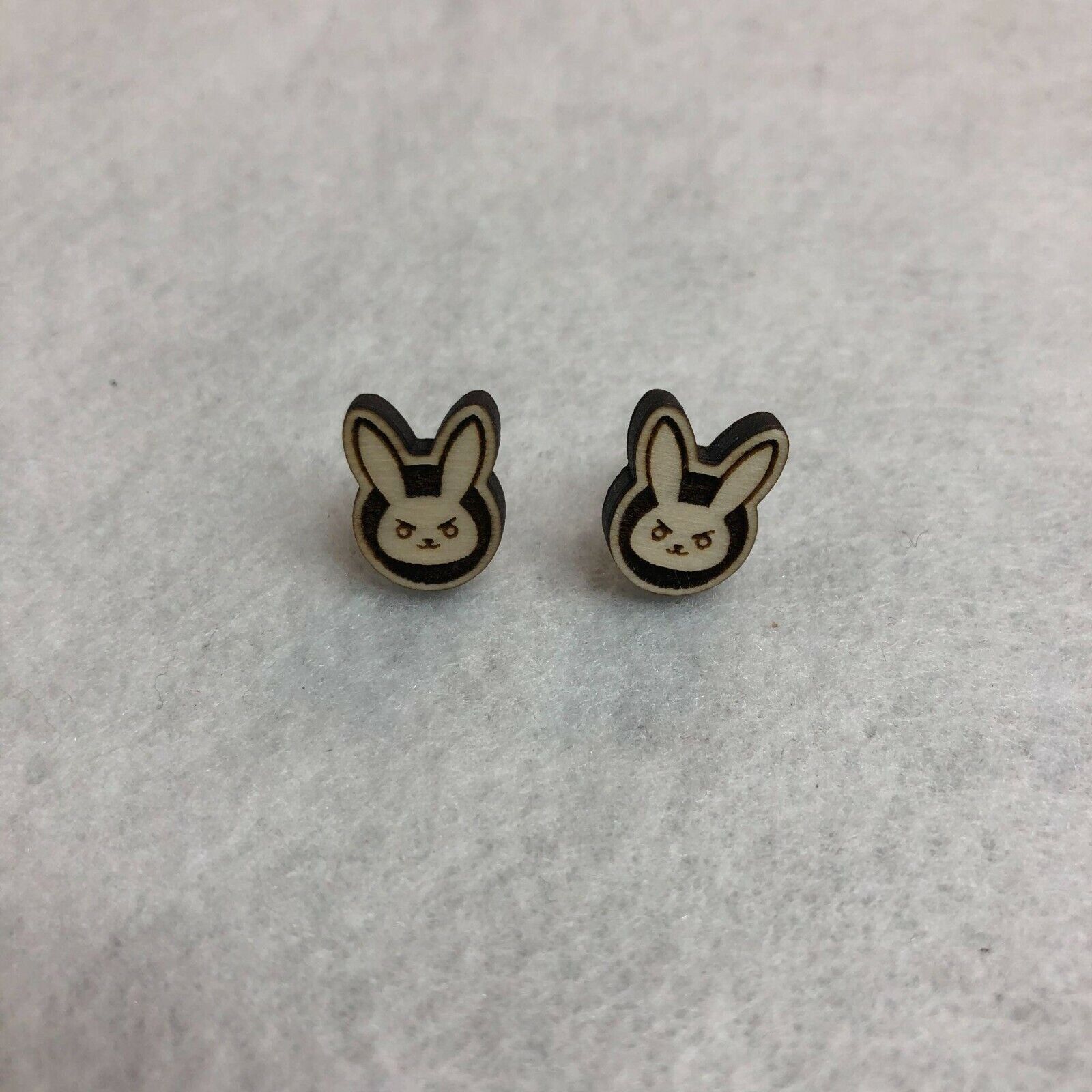 Other Overwatch DVa Wood Stud Earrings Size ONE SIZE - 3 Thumbnail