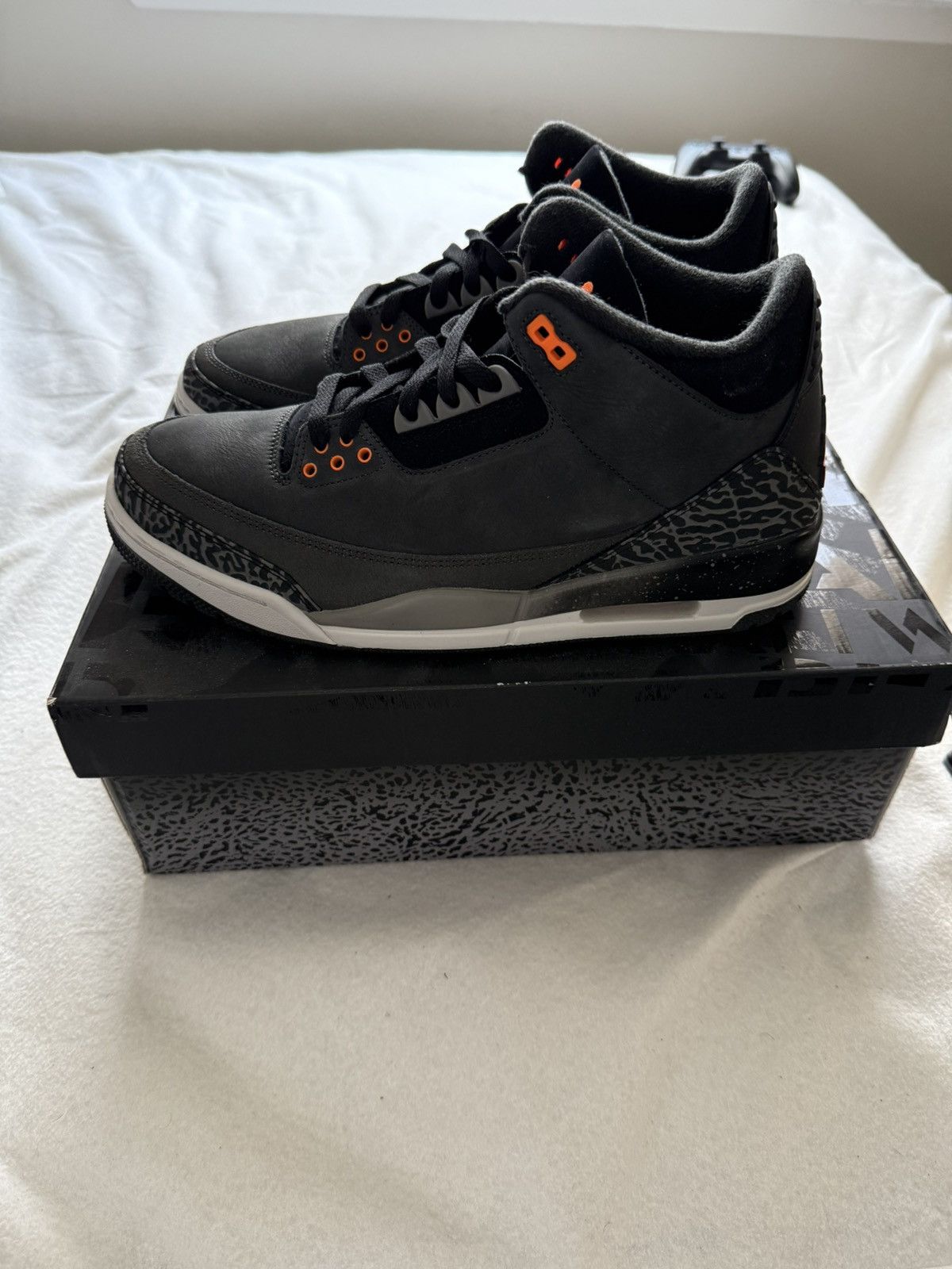 Jordan Brand Jordan 3 fear 2023 Size US 10.5 / EU 43-44 - 3 Thumbnail