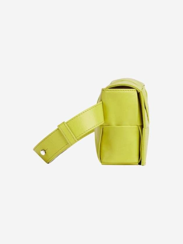 Bottega Veneta o1loc1c0325 Size: OS / 651053 Cassette Belt Bag in Acid Kiwi Size ONE SIZE - 2 Thumbnail