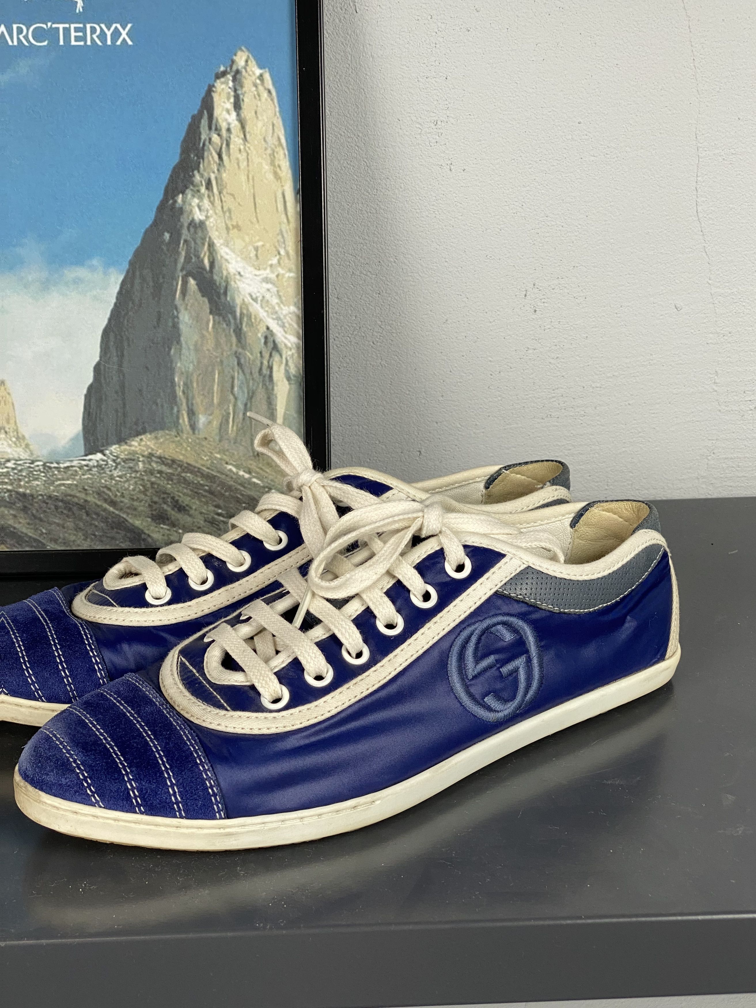 Designer × Gucci × Vintage Gucci Interlocking G’s Vintage Low Tops Nylon Blue Size US 7 / IT 37 - 9 Thumbnail