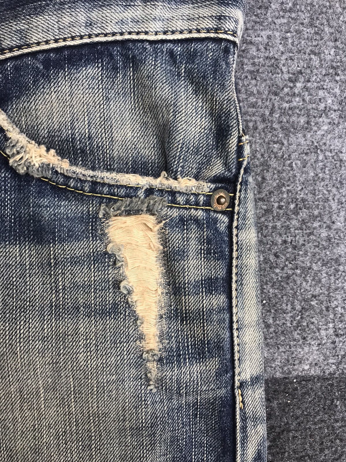 Edwin Bootcut🔥EDWIN Bootcut Distressed Jeans F12 Size 31" - 9 Thumbnail
