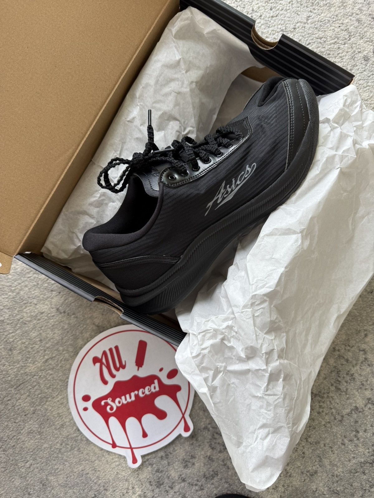 Asics × Kiko Kostadinov ASICS x Kiko Kostadinov ILARGI FF Size US 11 / EU 44 - 1 Thumbnail