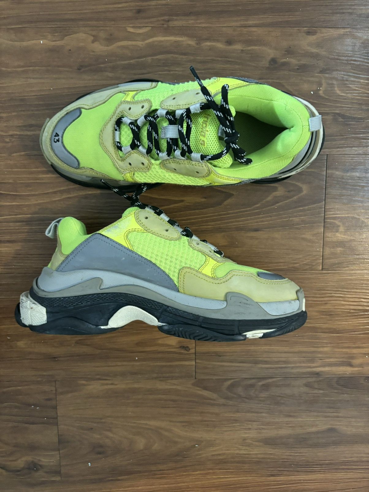 Balenciaga Balenciaga Triple S Sneaker “Flourescent Yellow” Men US 10 Size US 10 / EU 43 - 4 Thumbnail