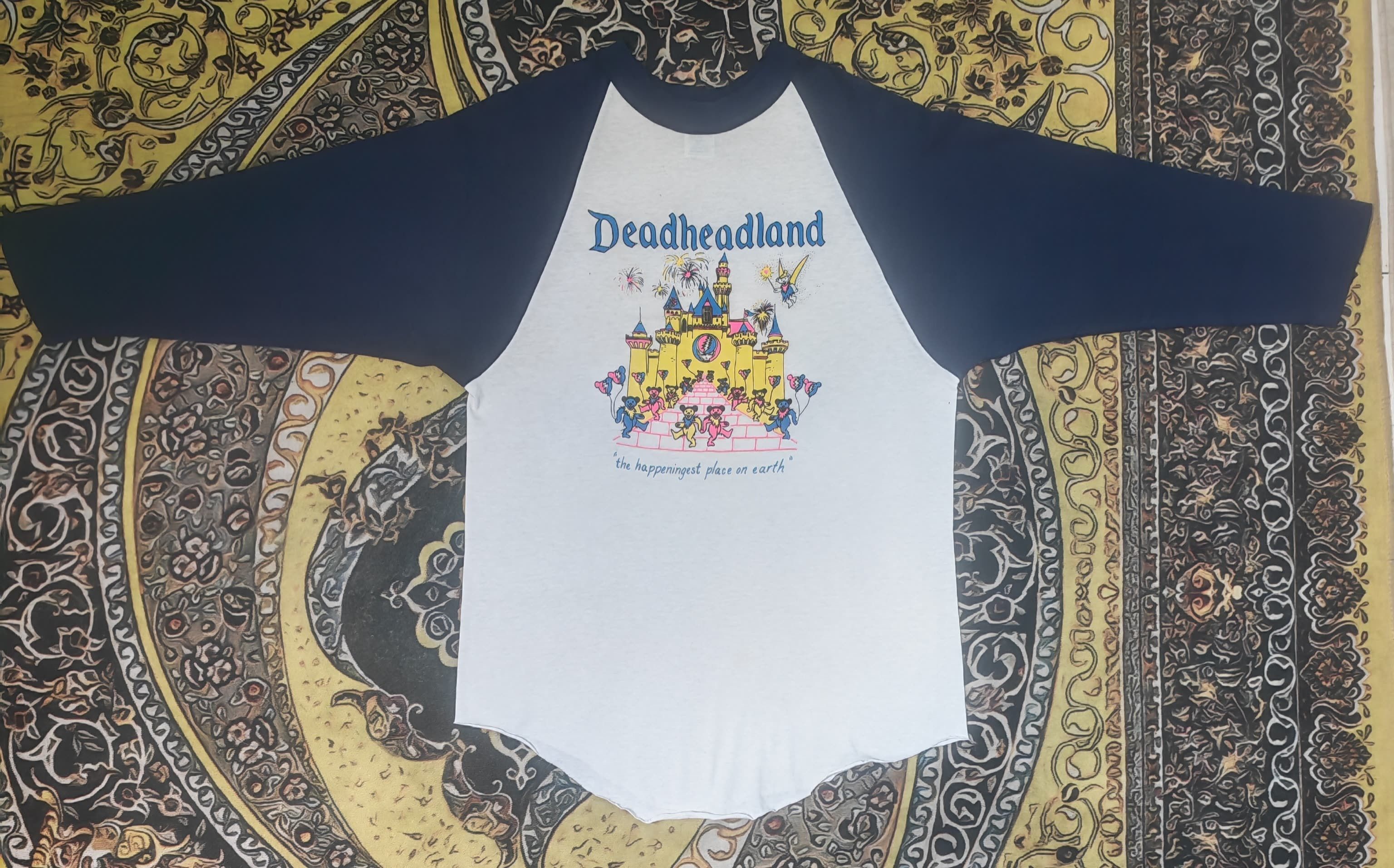 Vintage Vintage Deadheadland Raglan Tee USA Made Graphic 3/4 Sleeve Size US S / EU 44-46 / 1 - 1 Thumbnail