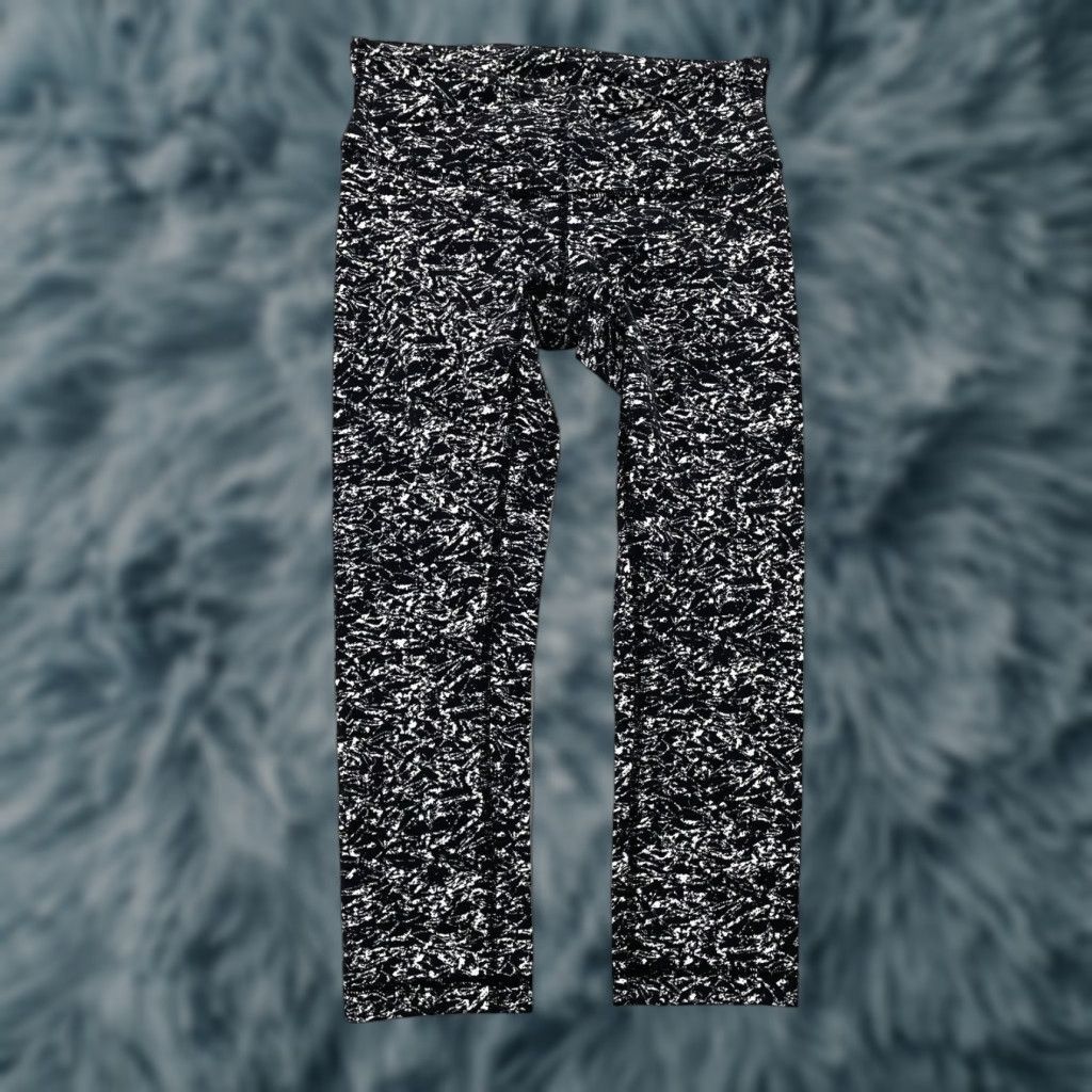 Lululemon Lululemon Speed Up Crop Leggings Womens Size 4 Black Athleisure Yoga Gym Size 27" / US 4 / IT 40 - 1 Thumbnail