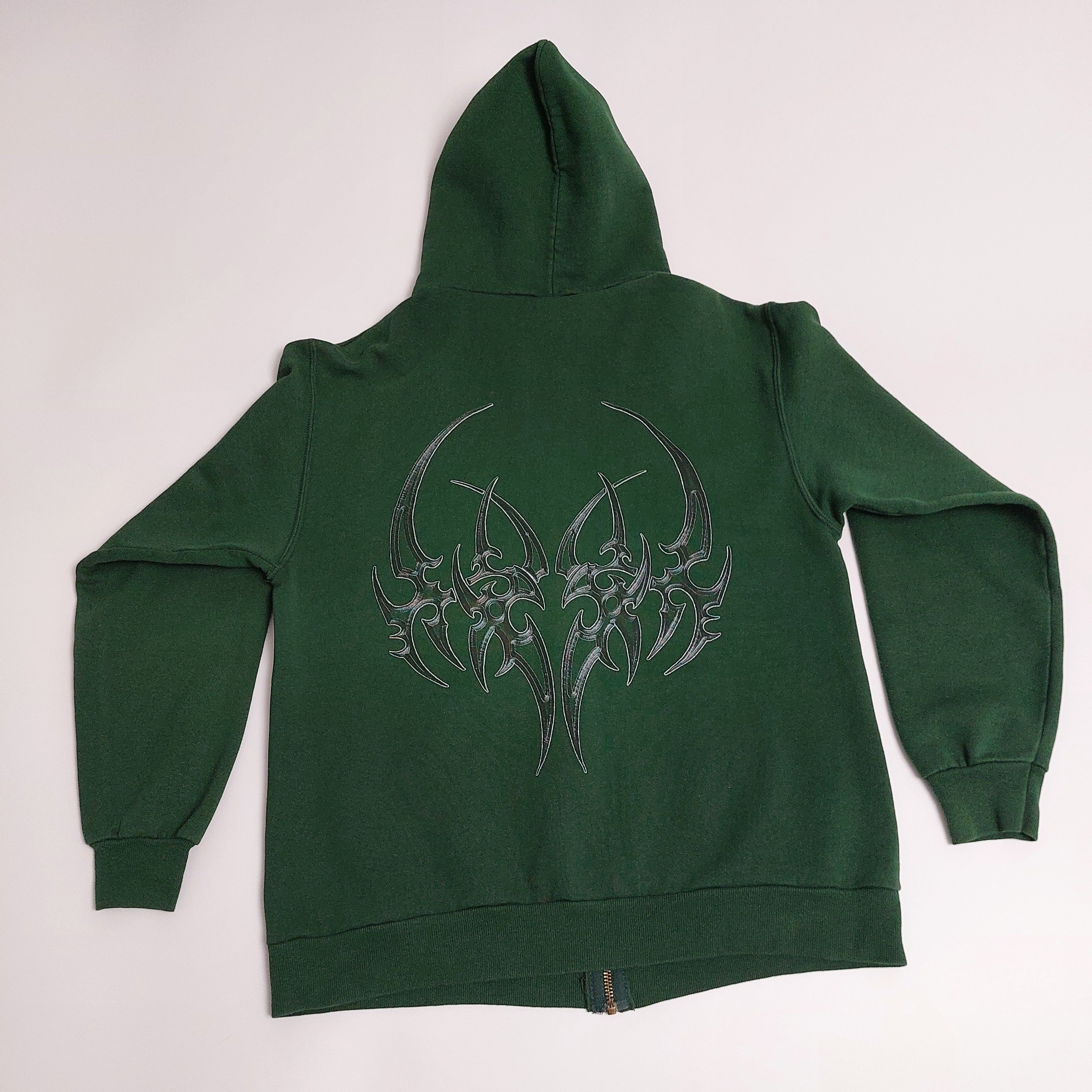 Vintage Vintage Y2K Tribal Tatoo Graphic hoodie Size US M / EU 48-50 / 2 - 1 Thumbnail
