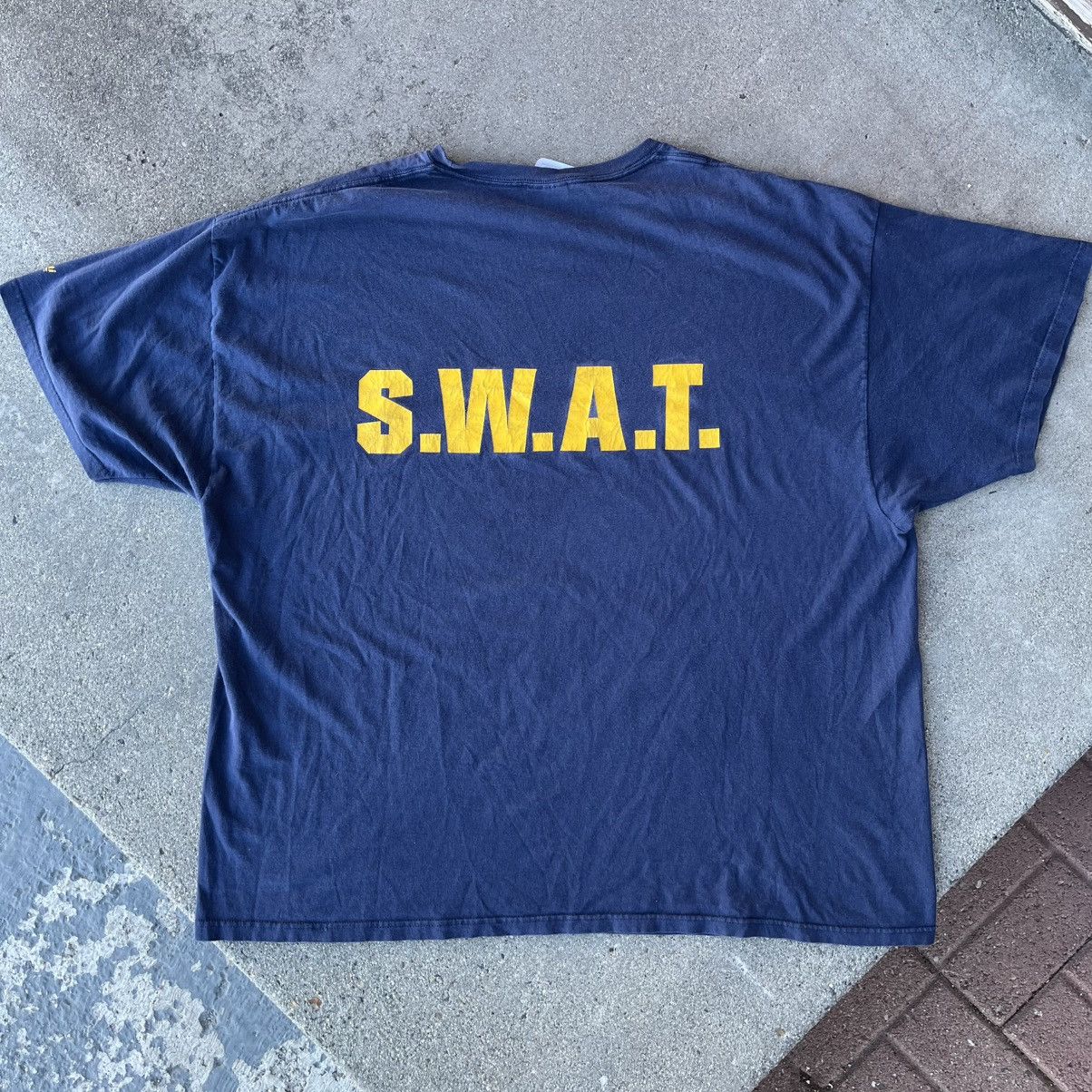 DC Comics × Vintage Vintage 00’s Gotham City Police Dept SWAT DC Comics Tee 3XL Size US XXL / EU 58 / 5 - 5 Thumbnail