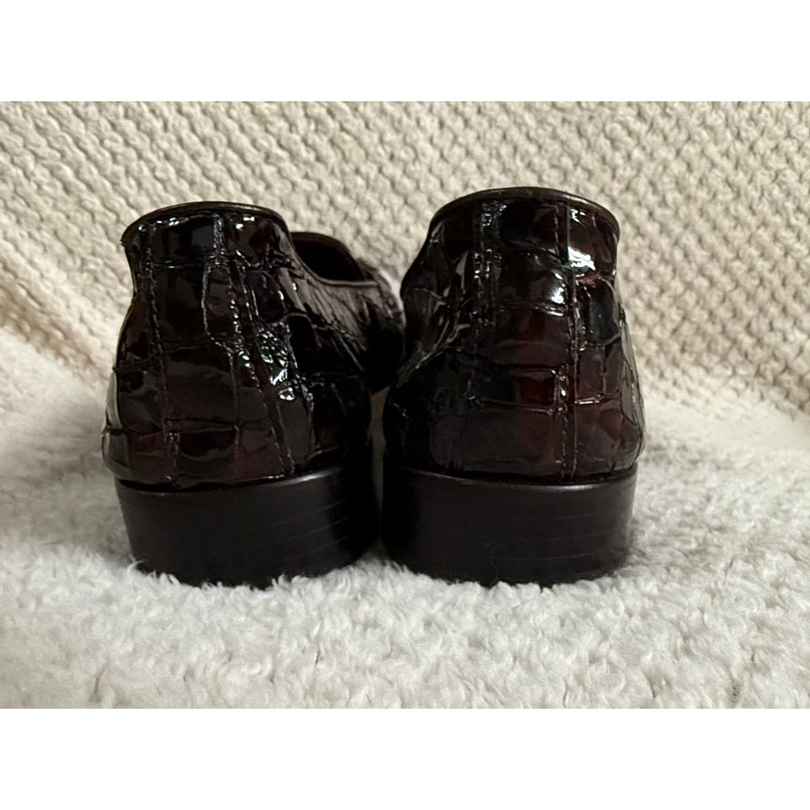 Brighton Brighton 8 1/2 Dark Brown Croc Embossed Leather Loafers Size US 8.5 / IT 38.5 - 3 Thumbnail