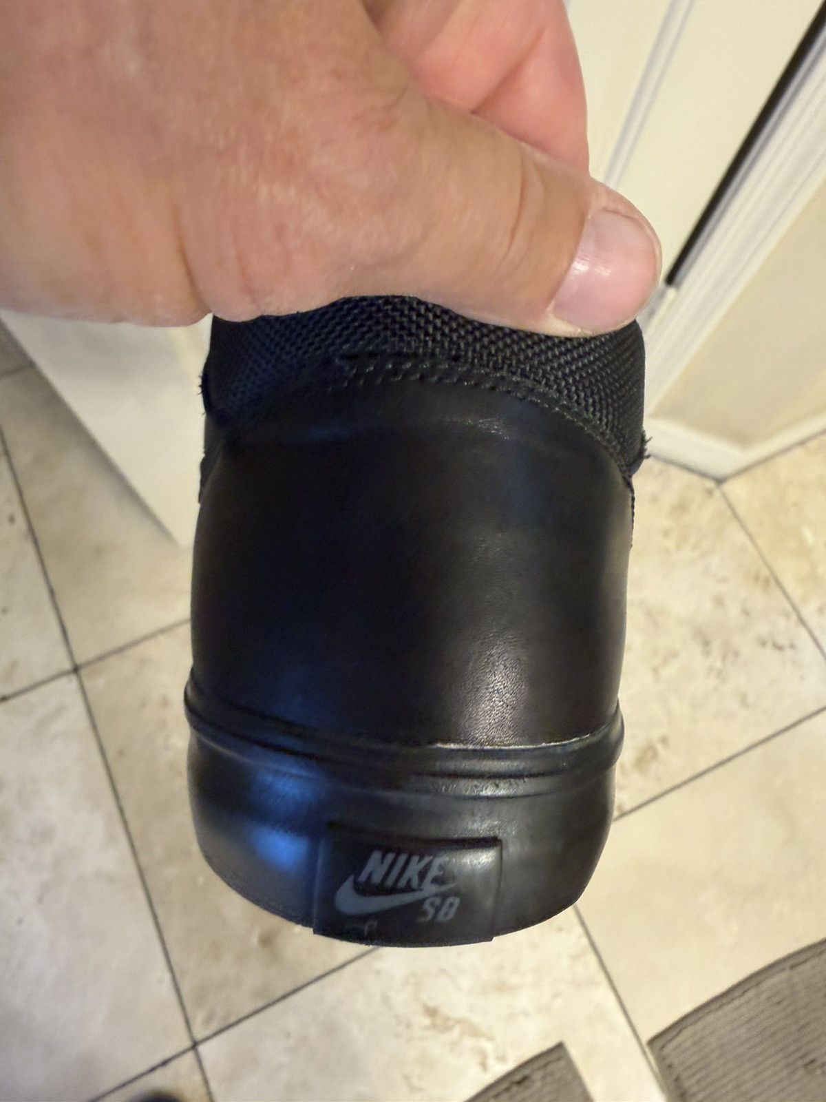 Nike Leather Nike sneakers Size US 10.5 / EU 43-44 - 5 Thumbnail
