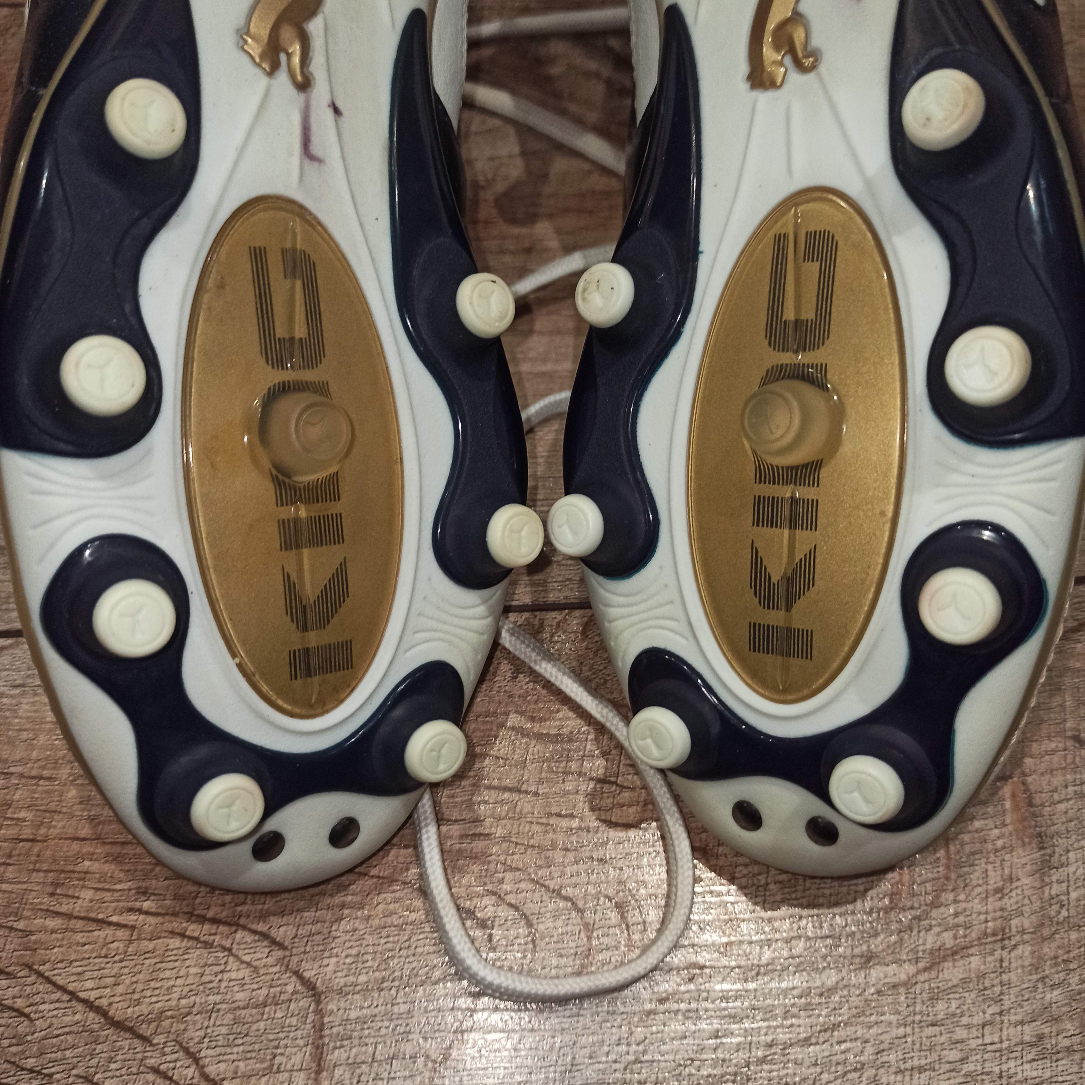 Puma Puma King XL IFG Samples 101587 02 Soccer Cleats Size US 9 / EU 42 - 13 Thumbnail