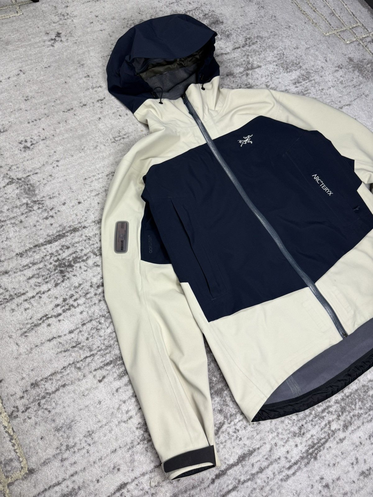 Arc'teryx × Goretex Arcteryx Gore-Tex Recco Jacket Hiking Trekking Outdoor Size US M / EU 48-50 / 2 - 6 Thumbnail