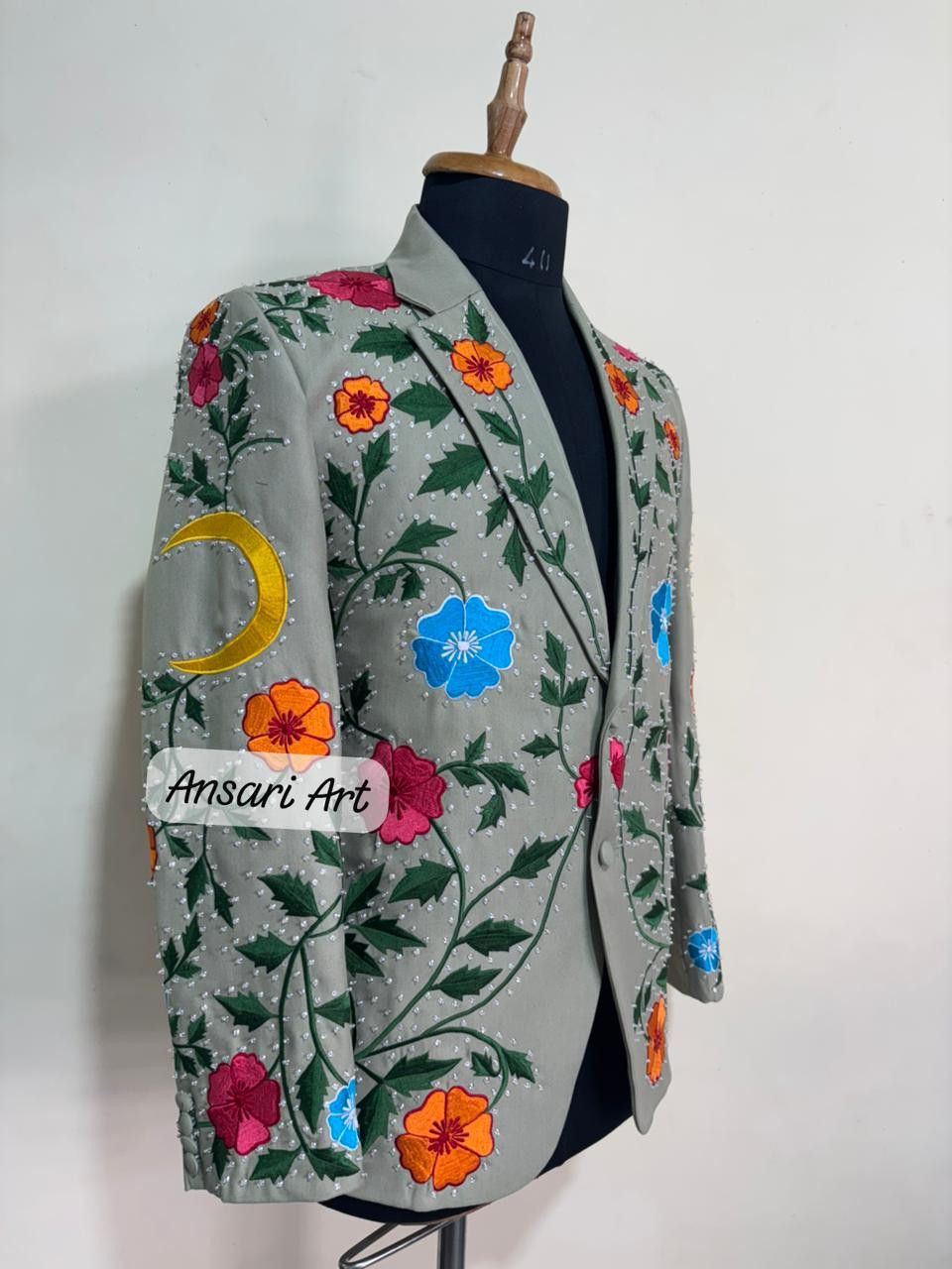 Other Men 2PC Customized floral embroidery cocktail prom outfits Size 46L - 4 Thumbnail
