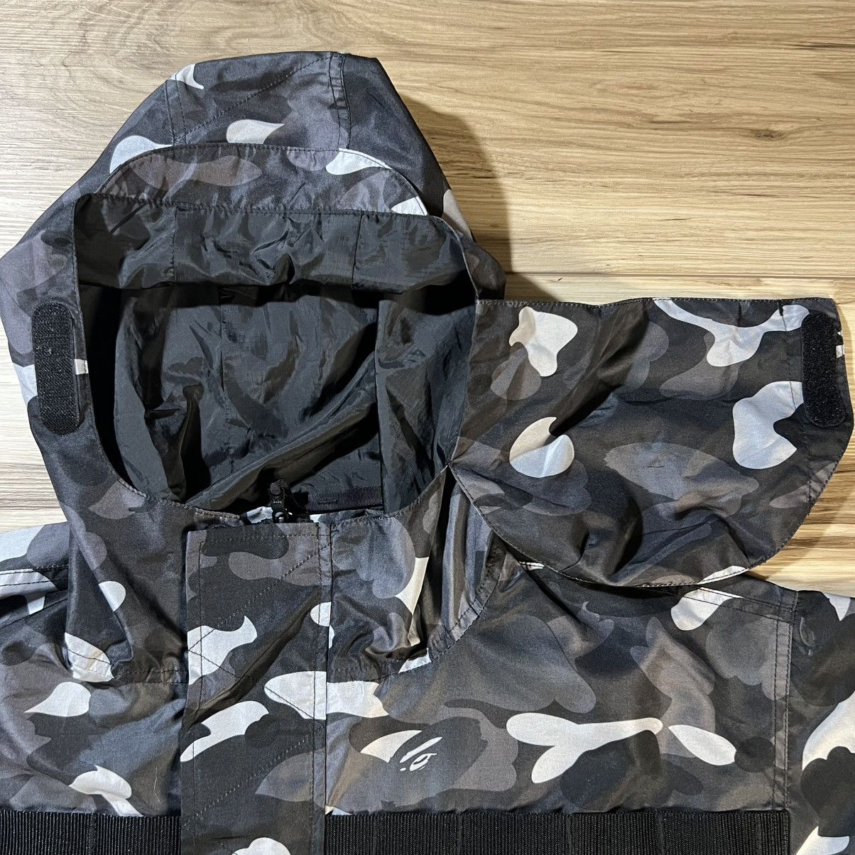 Bape BAPE FW19 Black Gradation Camo Shark Mask Windbreaker Jacket Size US L / EU 52-54 / 3 - 4 Thumbnail