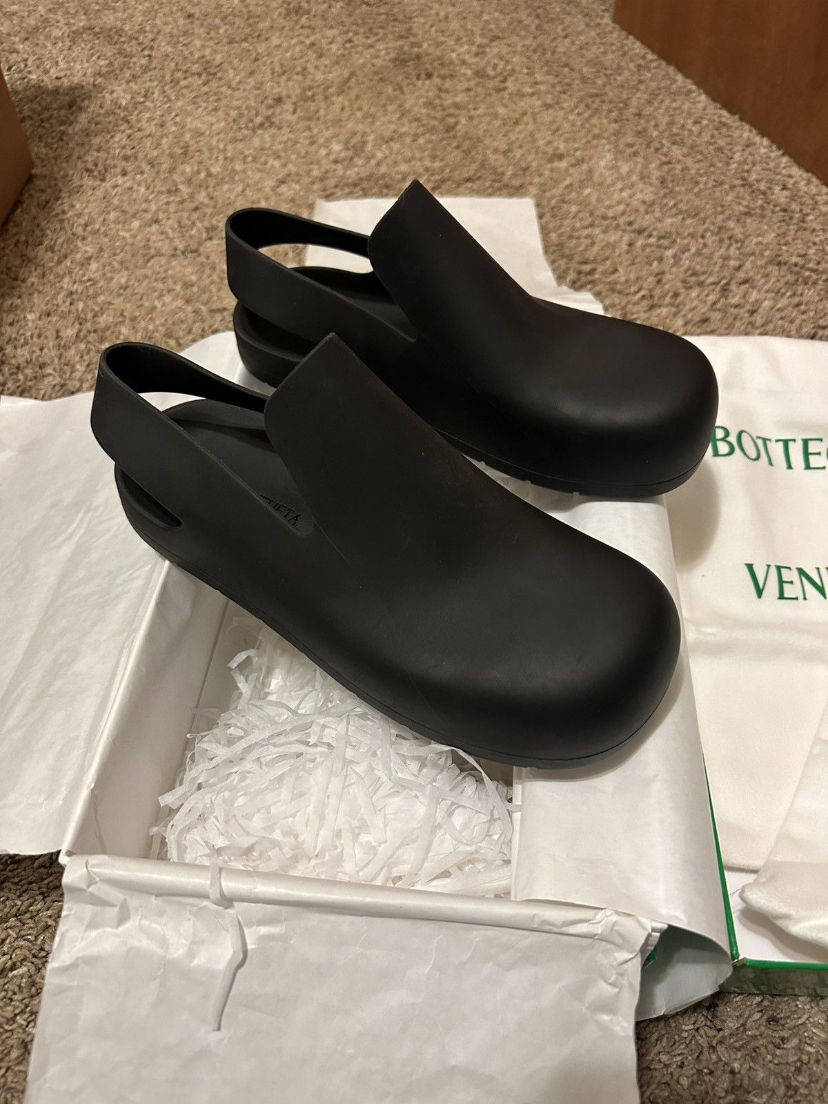 Bottega Veneta BOTTEGA VENETA Black Puddle Sandal Loafers Size US 7 / EU 40 - 15 Thumbnail