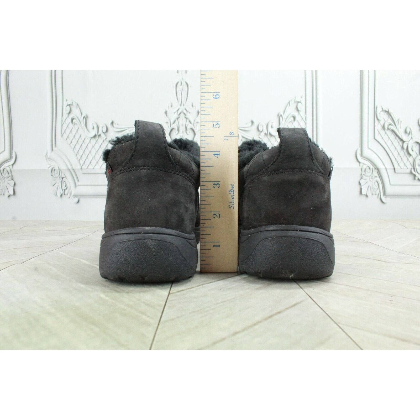 L.L. Bean LL Bean Women's Waterproof Front Zipper Mocs Booties Size US 6.5 / IT 36.5 - 6 Thumbnail