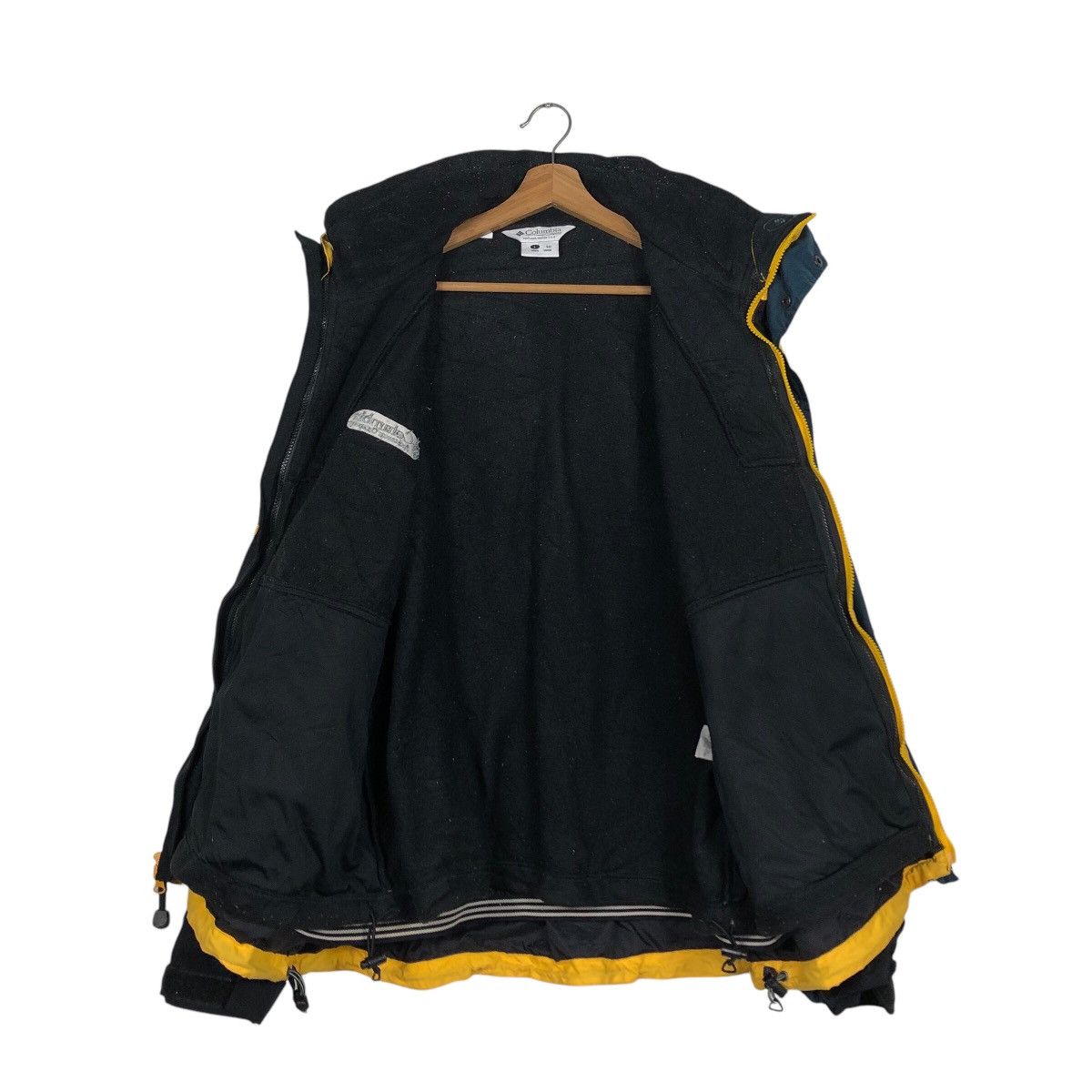 📌Vintage Sports Hunting Jacket Columbia Multi Color Yellow