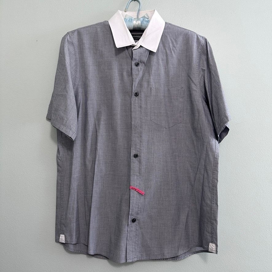 Club Monaco Club Monaco gray short sleeve button down Size US L / EU 52-54 / 3 - 2 Thumbnail
