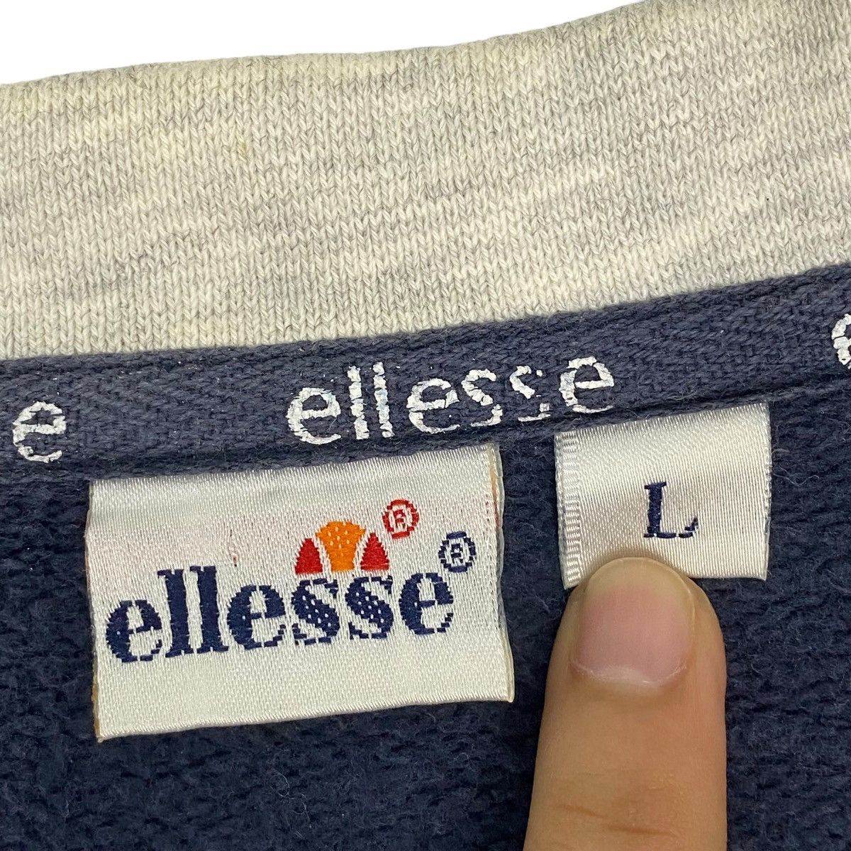 Vintage Vintage Ellesse Big Printed White/Blue Pullover Size L Size US L / EU 52-54 / 3 - 8 Thumbnail