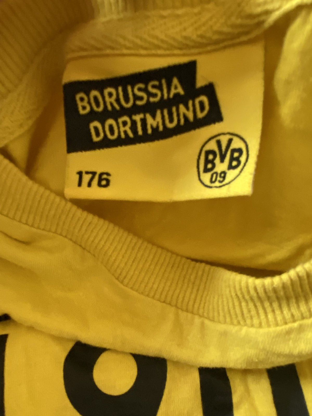 Other T - shirt BORUSSIA DORTMUND - S - BvB - Bargain - UNIQUE Size US S / EU 44-46 / 1 - 6 Thumbnail
