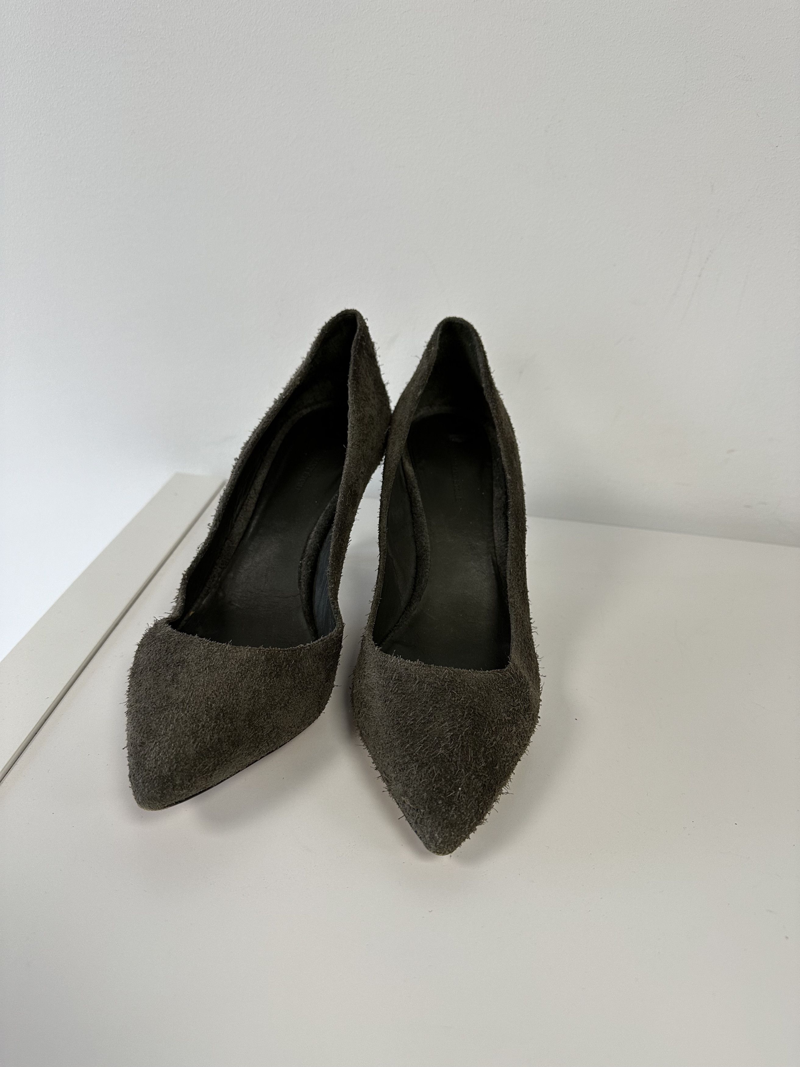 Isabel Marant Etoile Isabel Marant Etoile Fluffy Suede Heels 6467AC Size US 9 / IT 39 - 3 Thumbnail