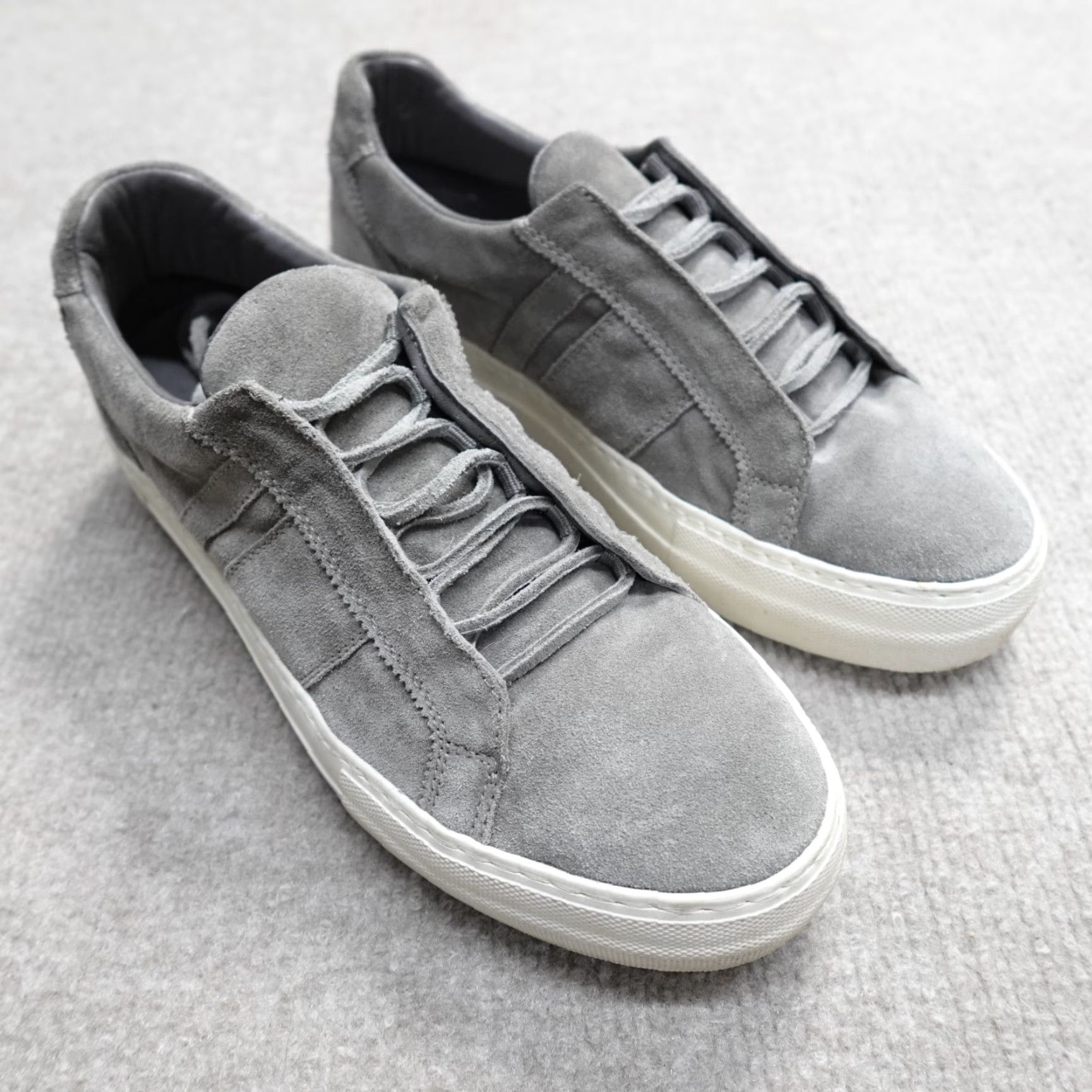 Helmut Lang VINTAGE Helmut Lang Womens Sneakers Gray Suede Margom Sole Made in Italy 8 / 38 Leather Lining Flat Casual Womens Size US 8 / IT 38 - 3 Thumbnail