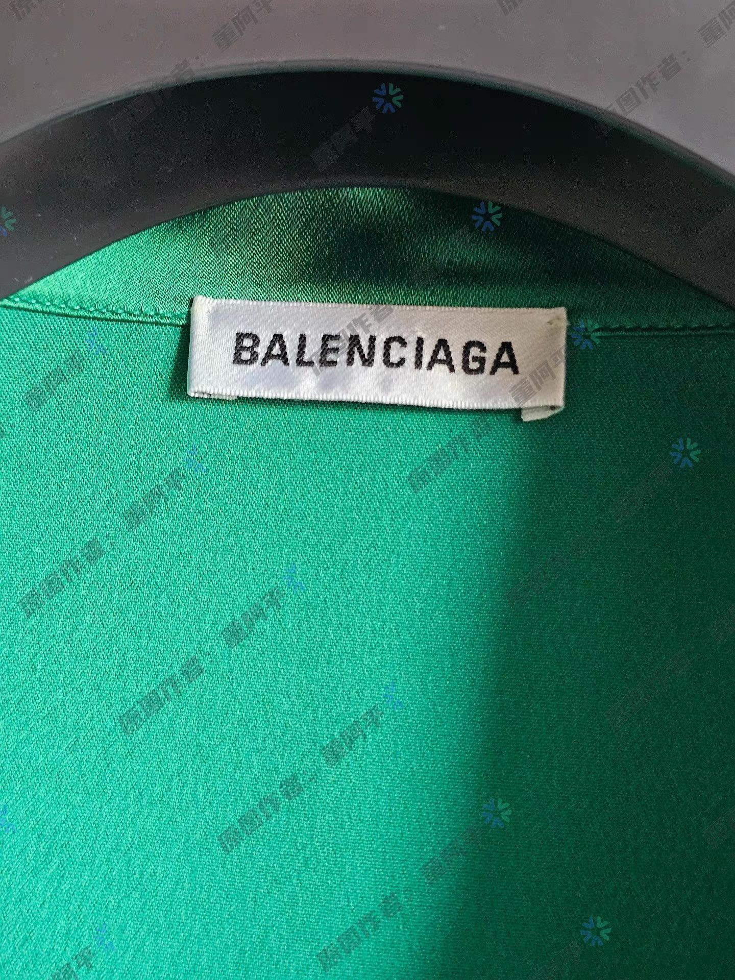 Balenciaga Balenciaga Green Long Sleeve Pajama Shirt Size US XL / EU 56 / 4 - 4 Thumbnail