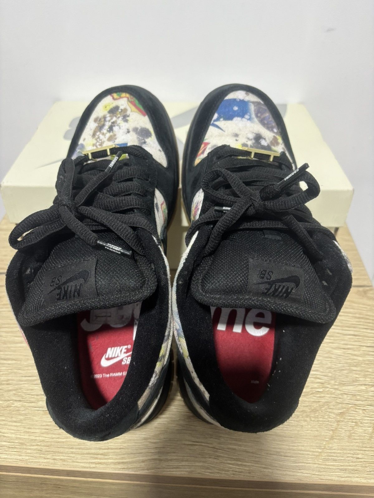 Nike SB Dunk sb supreme remelzze 8.5 Size US 8.5 / EU 41-42 - 5 Thumbnail