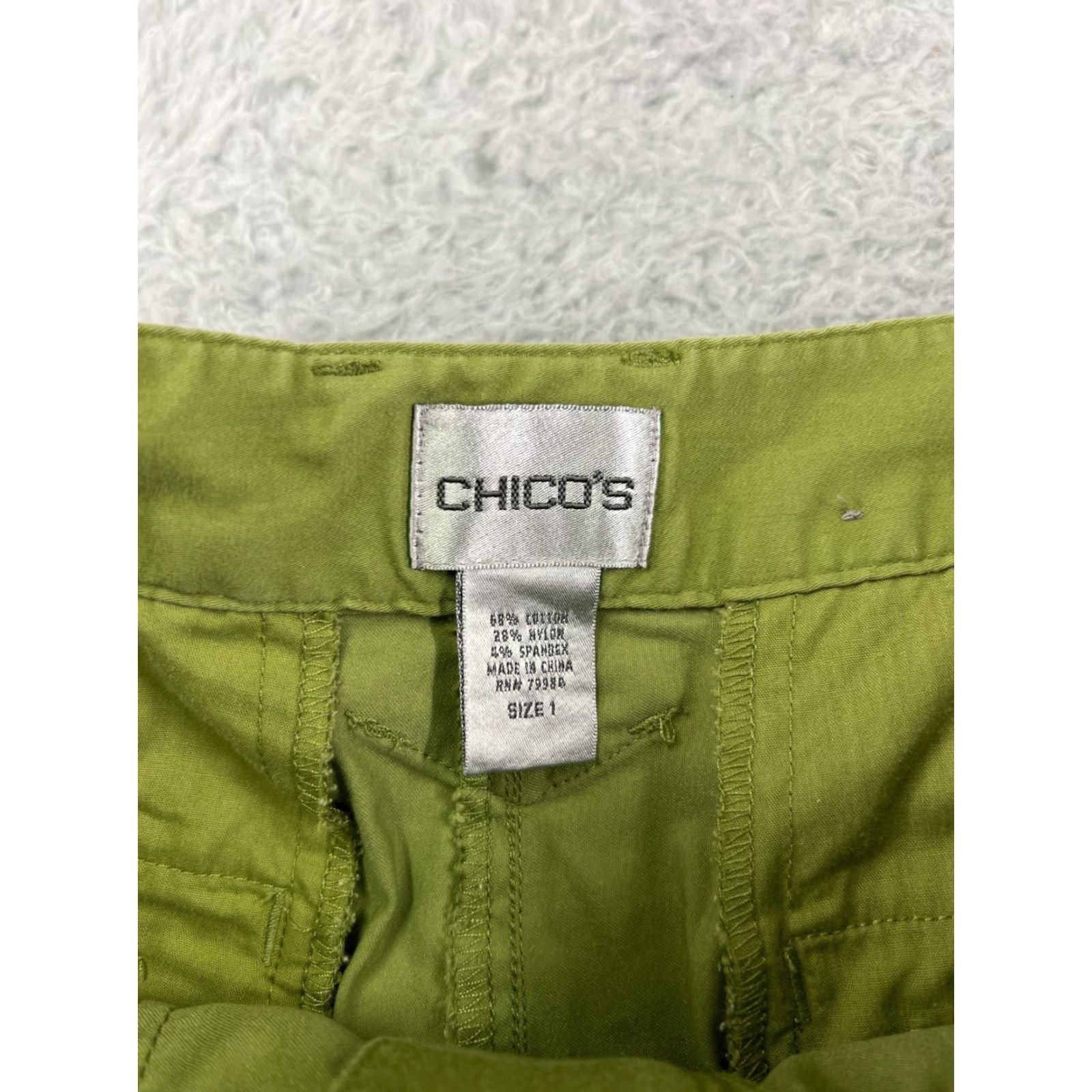 Vintage Chico's Green Cotton Blend Capri Pants Women's Size 1 Pockets Stretch Casual Summer Size 25" / US 0 / IT 36 - 3 Thumbnail