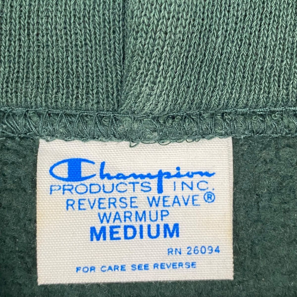 Vintage Vintage Champion Reverse Weave Hoodie Green Pullover Size M Size US L / EU 52-54 / 3 - 7 Thumbnail