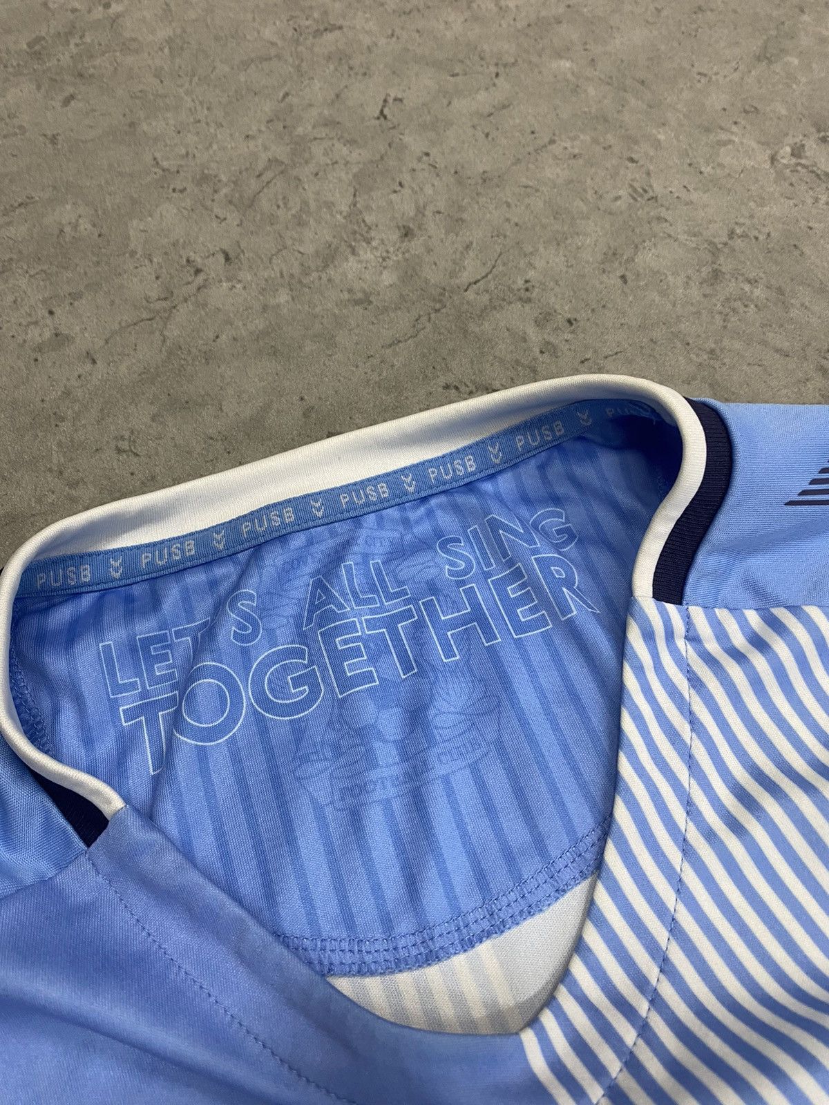 Hummel Hummel Coventry City Home Shirt 2019/2020 Championship Size US L / EU 52-54 / 3 - 6 Thumbnail