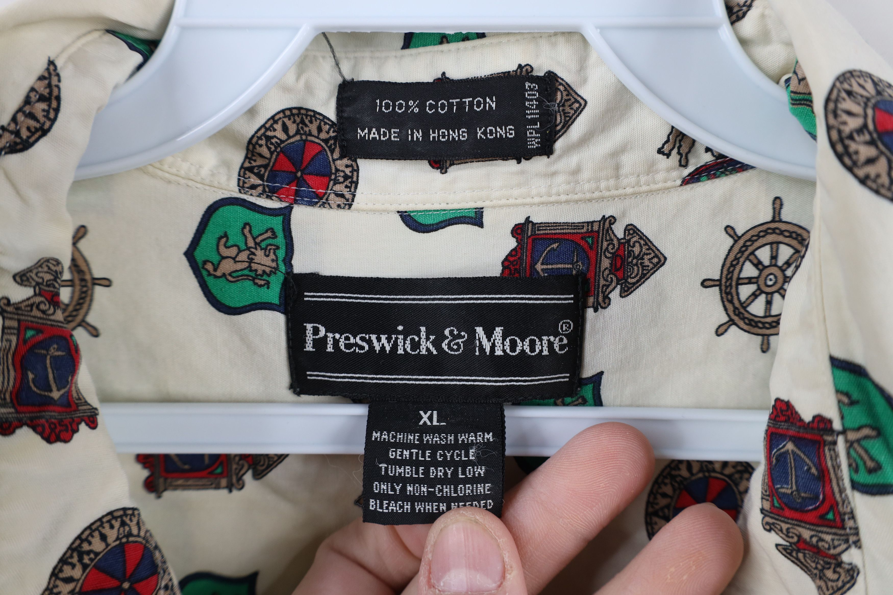 Vintage Vintage 90s Streetwear All Over Print Button Down Shirt Size US XL / EU 56 / 4 - 9 Thumbnail