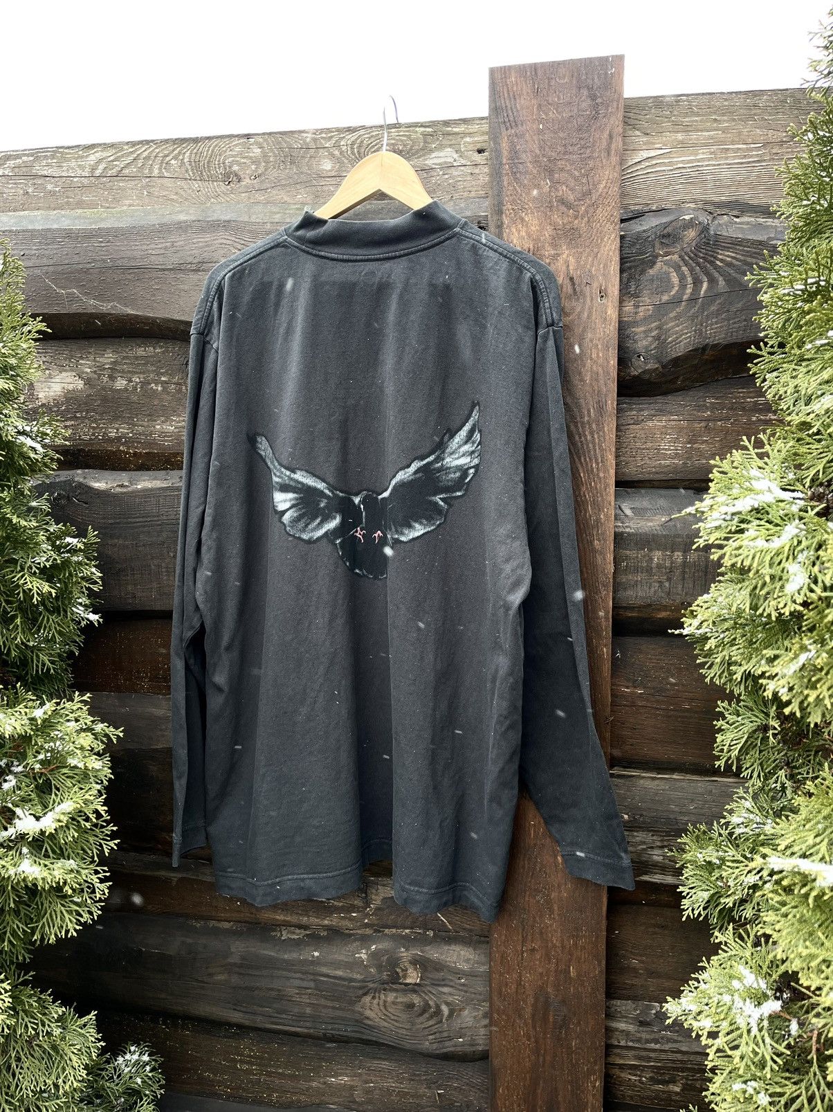 Balenciaga × Gap × Kanye West YEEZY GAP ENGINEERED BY BALENCIAGA DOVE LONGSLEEVE TEE BLACK Size US S / EU 44-46 / 1 - 2 Thumbnail