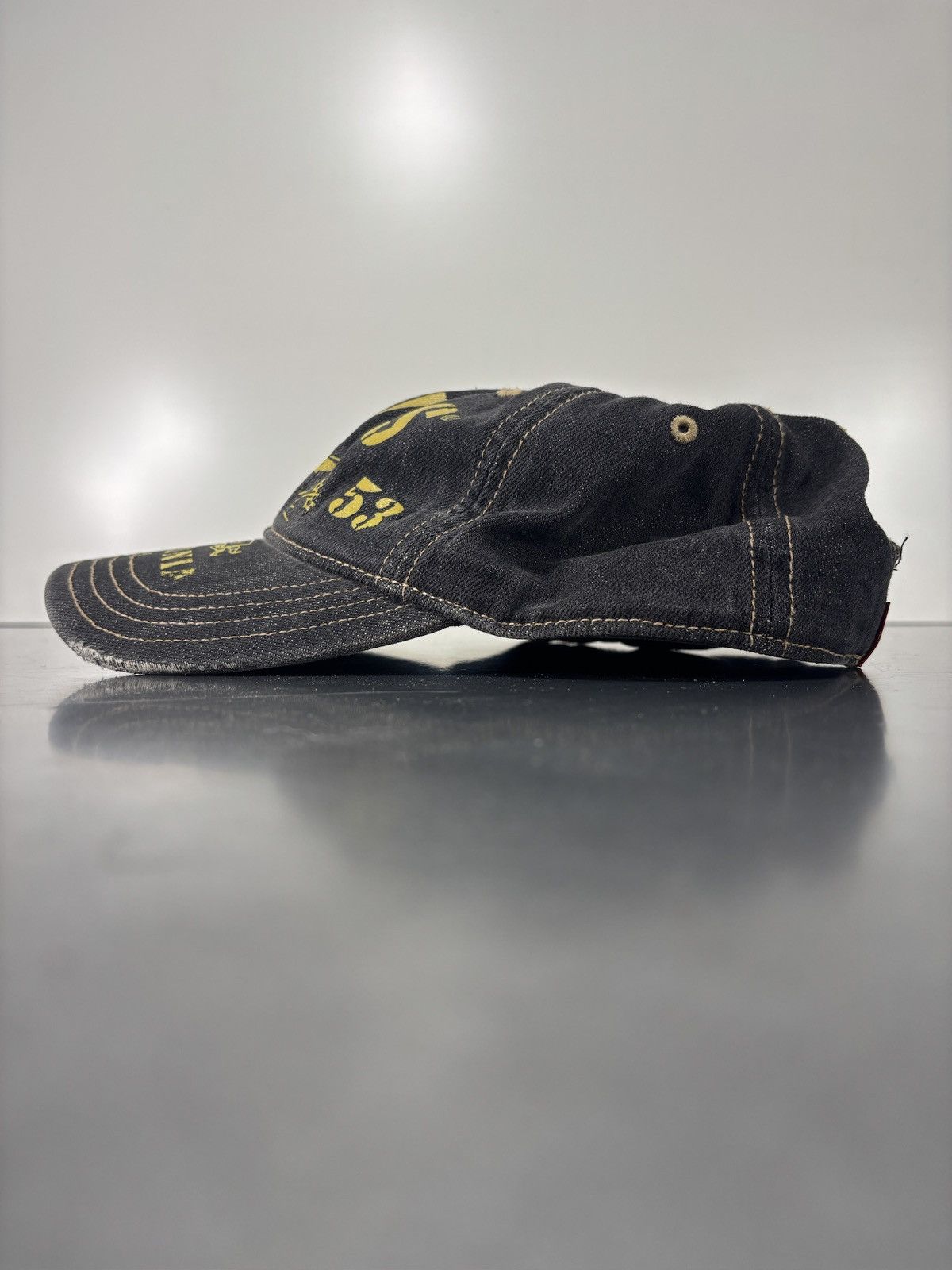 Levi's Y2K Levis Baseball Cap 2000s Vintage Printed Hat Von Dutch Size ONE SIZE - 6 Thumbnail