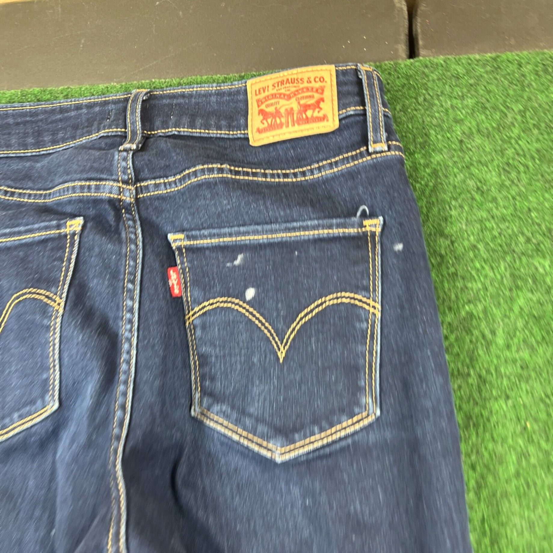 Levi's Levi's 721 High Rise Skinny Jeans Womens 28 Blue Cotton Stretch Blend 27x28 Size 28" / US 6 / IT 42 - 7 Thumbnail