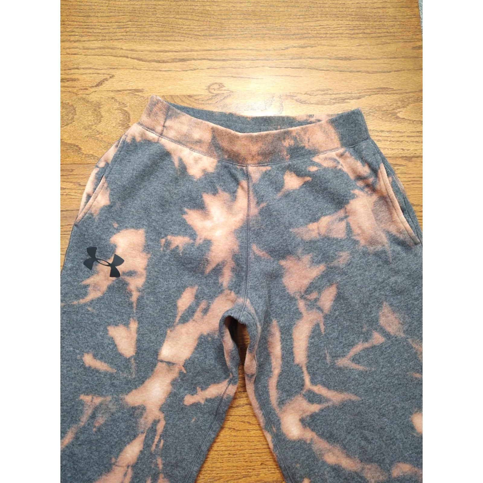 Under Armour Under Armour Sweatpants Tie Dye Gray Mens Drawstring Athletic Loose Fit L 30in Inseam Pants Size US 33 - 3 Thumbnail