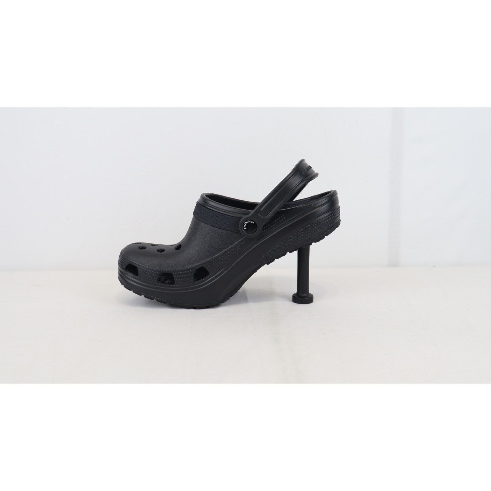 Balenciaga o1rshd1 Q:2 / Rubber Crocs Madame in Black Size US 7 / IT 37 - 4 Thumbnail