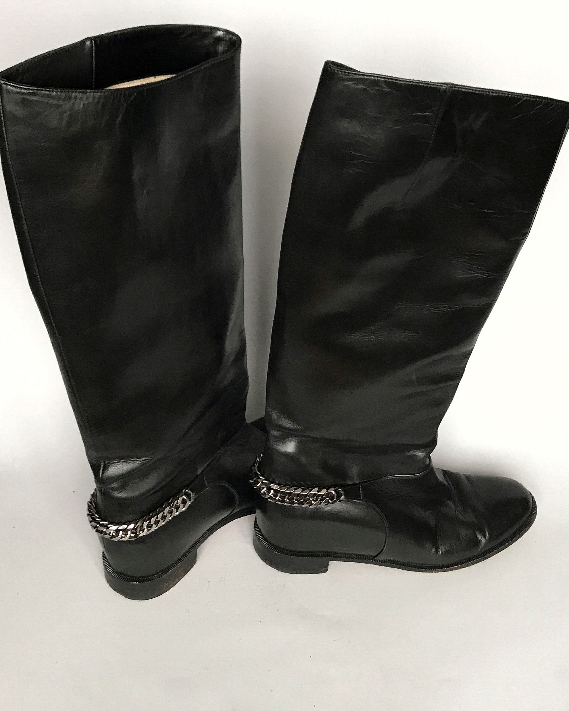 Christian Louboutin CHRISTIAN LOUBOUTIN CATE METAL CHAIN LEATHER BOOTS EU36.5 Size US 6 / IT 36 - 3 Thumbnail
