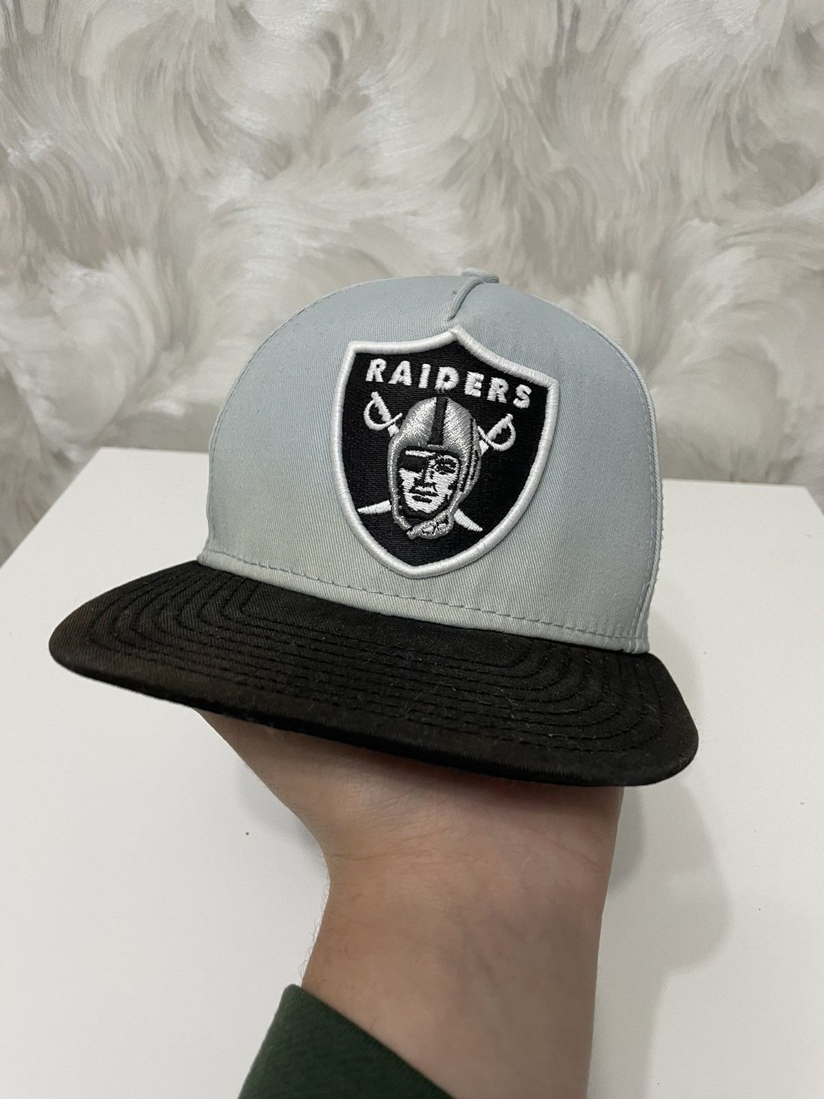 Japanese Brand × Vintage Men's Raiders Cap Hat Trucker NFL Oakland Size ONE SIZE - 3 Thumbnail