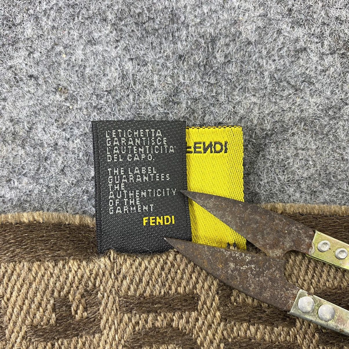 Fendi × Vintage Fendi Monogram Scarf / Muffler / Neckwear-K048 Size ONE SIZE - 9 Thumbnail