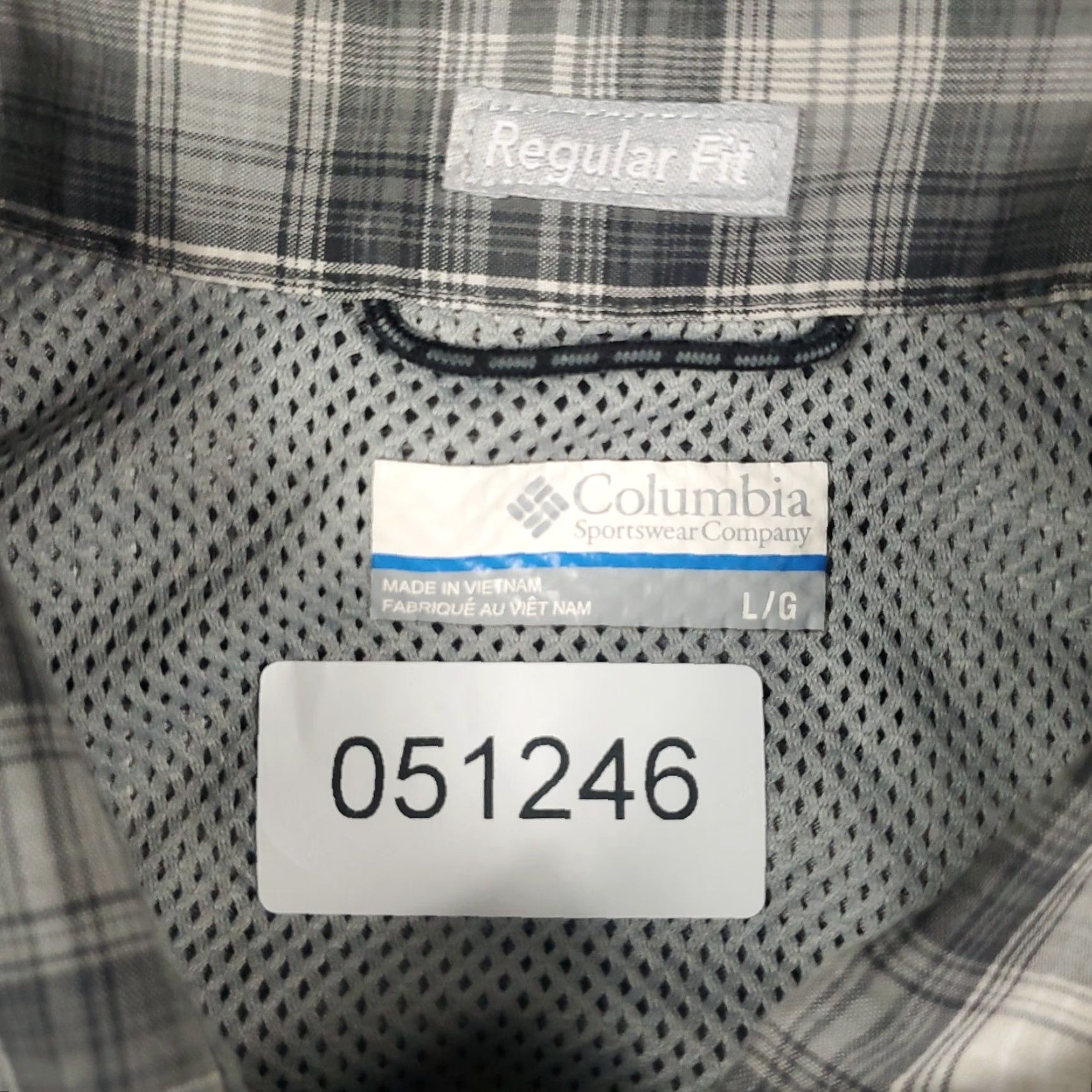 Vintage Columbia Button-Up Mens Shirt Large Gray Plaid Vented Long Sleeve Collared Cotton Blend Polyester Woven Size US L / EU 52-54 / 3 - 6 Thumbnail